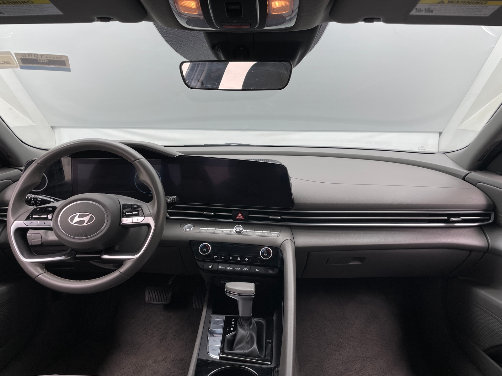 Thumbnail: 2025 Hyundai Elantra - 3