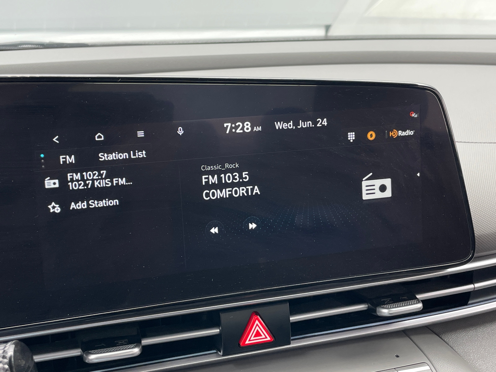 Thumbnail: 2025 Hyundai Elantra - 4