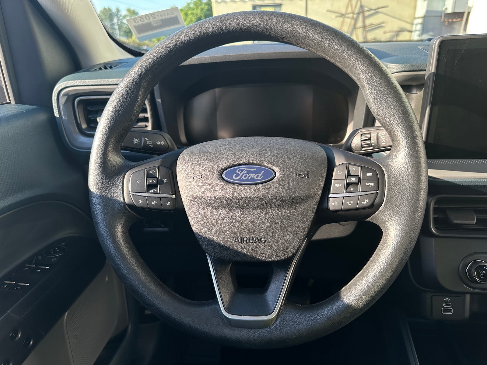 Thumbnail: 2025 Ford Maverick - 5