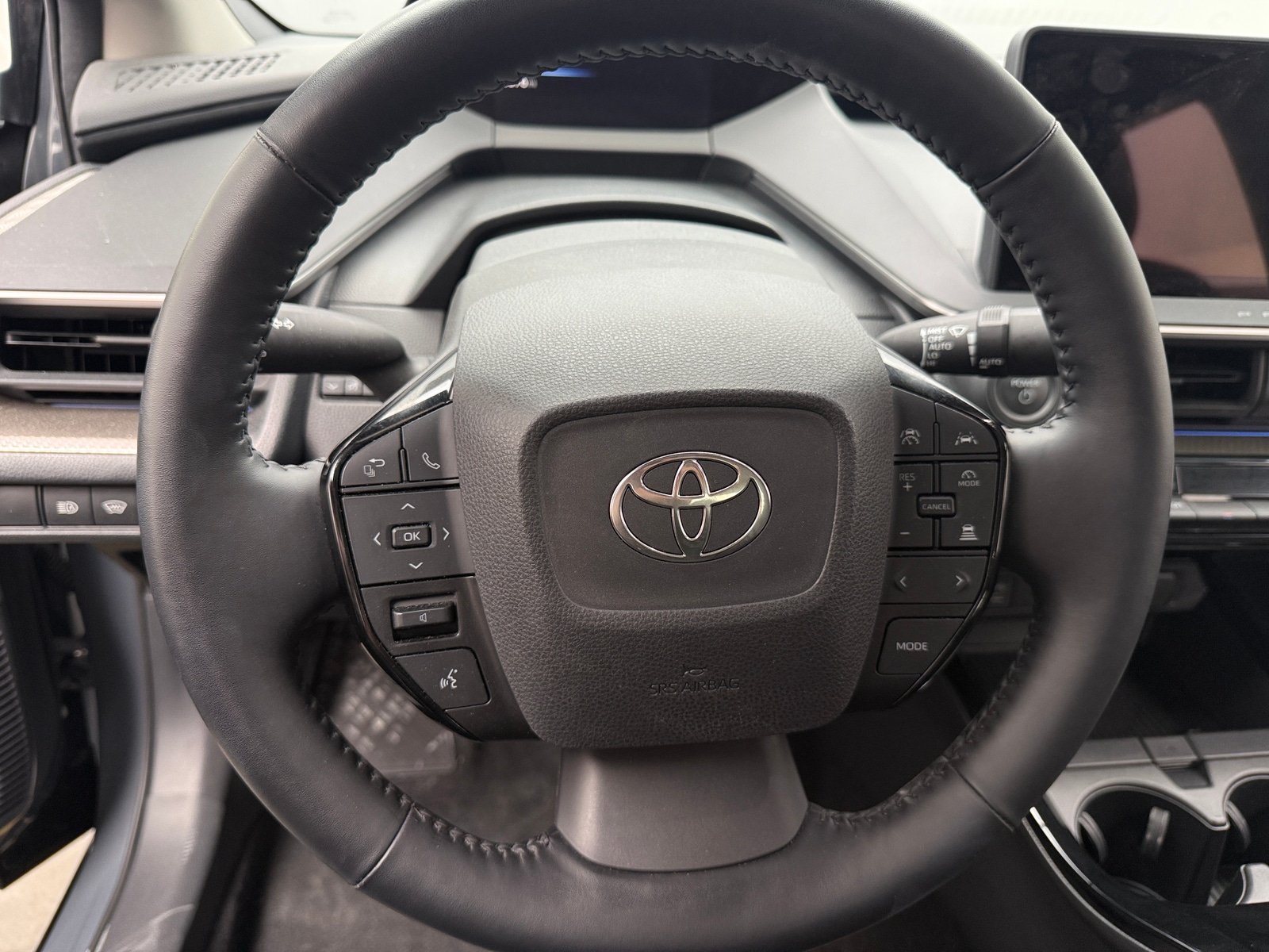 Thumbnail: 2024 Toyota Prius - 4