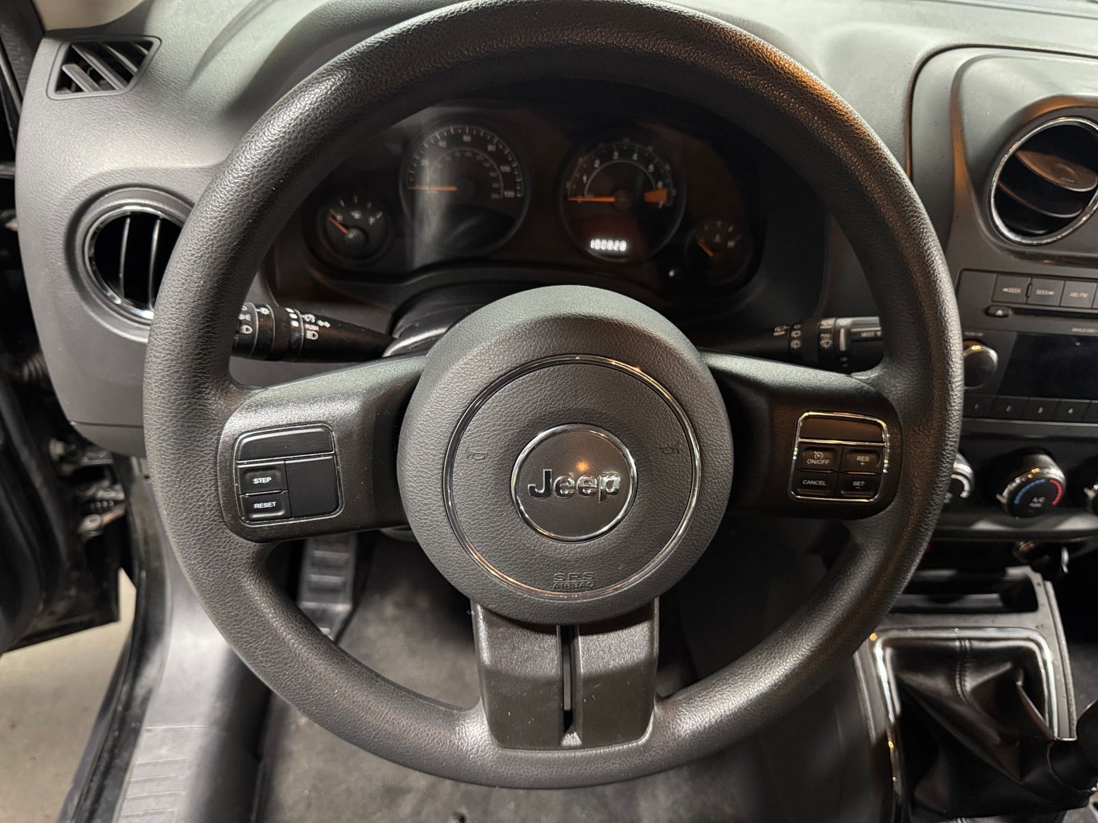 Thumbnail: 2015 Jeep Patriot - 5