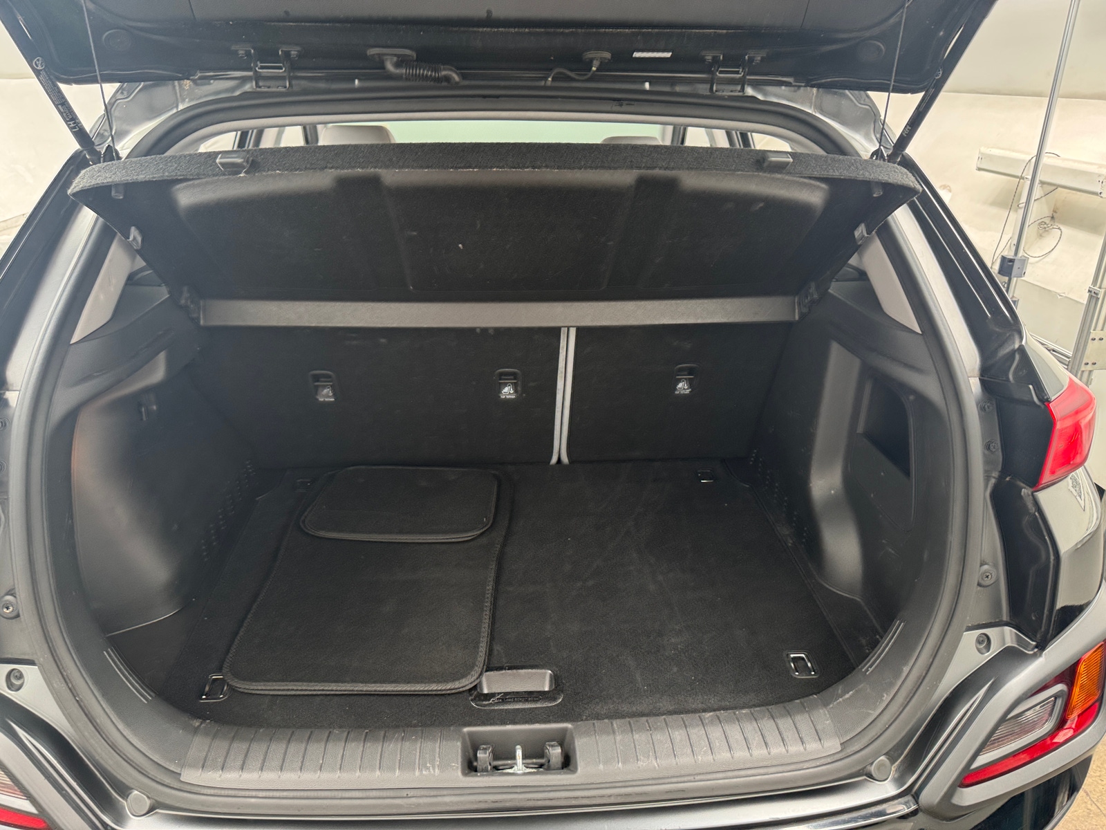 Thumbnail: 2018 Hyundai Kona - 6