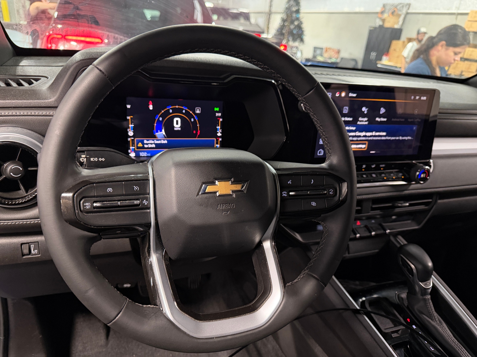 Thumbnail: 2023 Chevrolet Colorado - 5