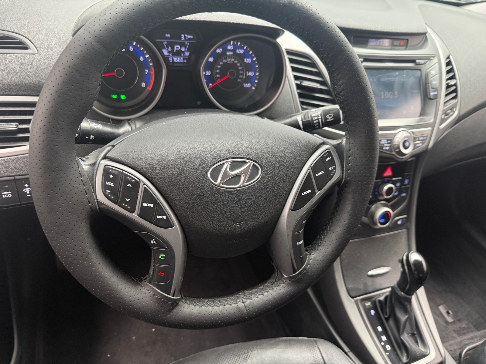 Thumbnail: 2015 Hyundai Elantra - 4