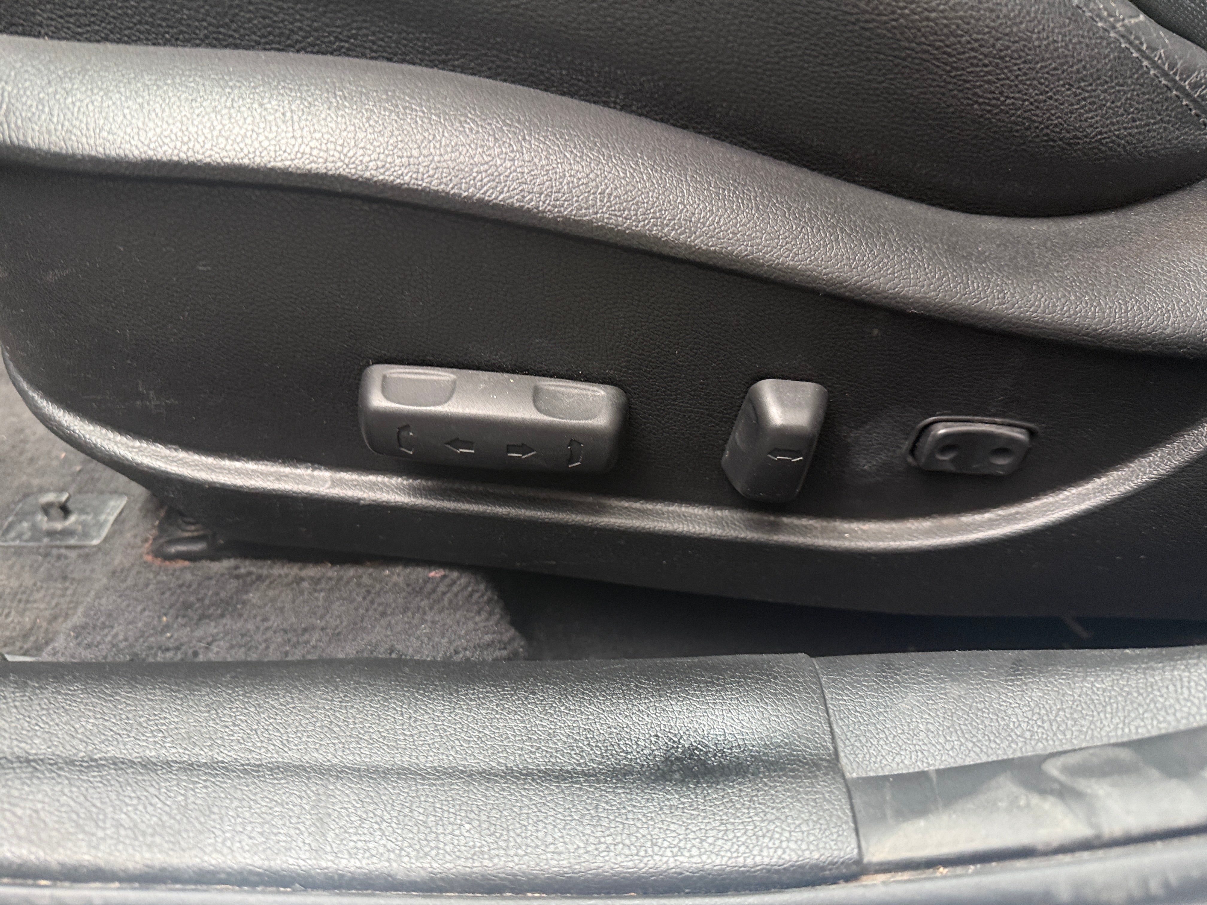 Used 2015 Hyundai Elantra Sport with VIN KMHDH4AH2FU382454 for sale in Pewaukee, WI