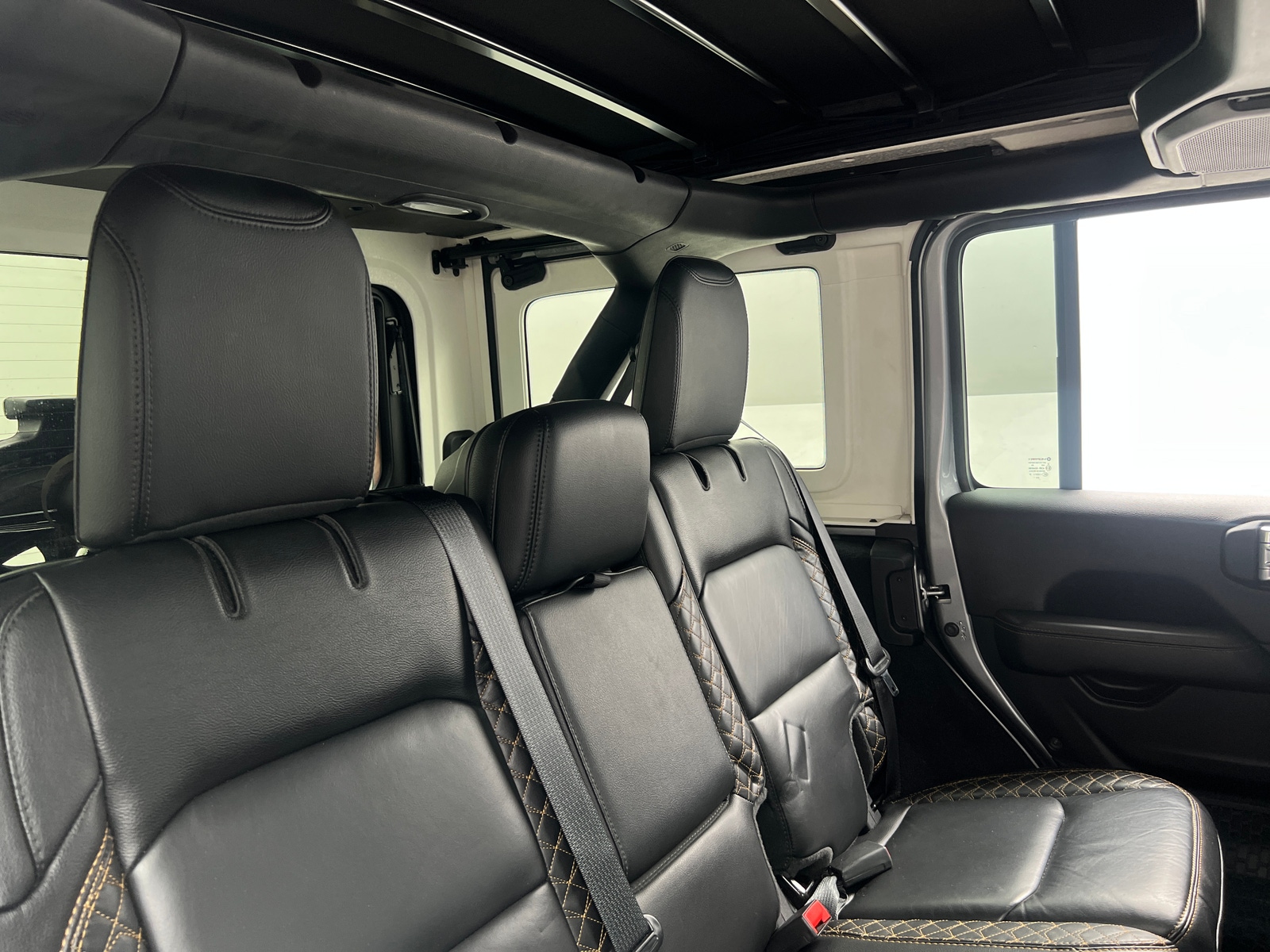 Thumbnail: 2021 Jeep Wrangler - 5