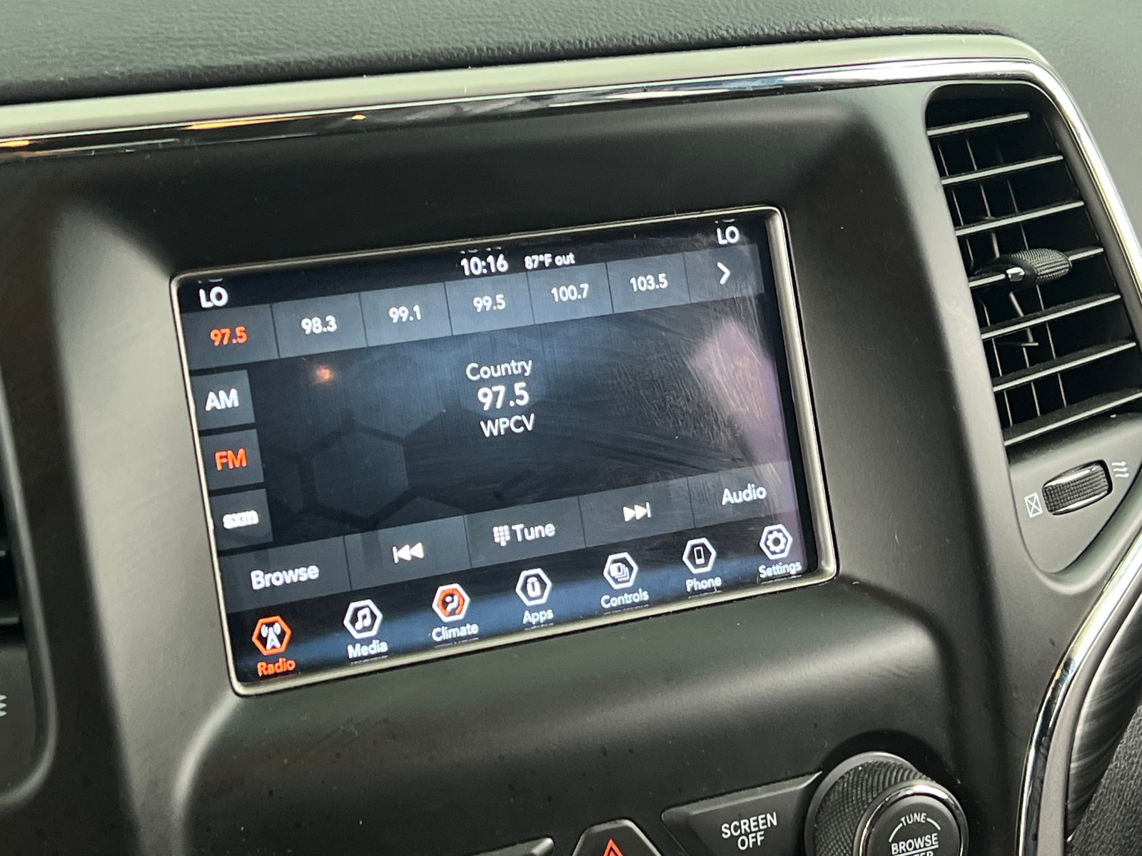 Thumbnail: 2021 Jeep Grand Cherokee - 4