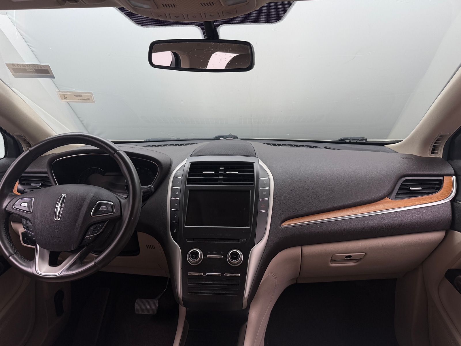 Thumbnail: 2017 Lincoln MKC - 2