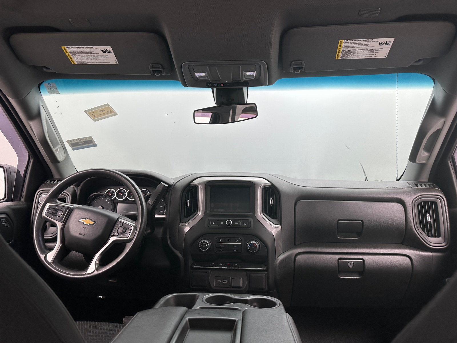Thumbnail: 2022 Chevrolet Silverado 1500 - 3