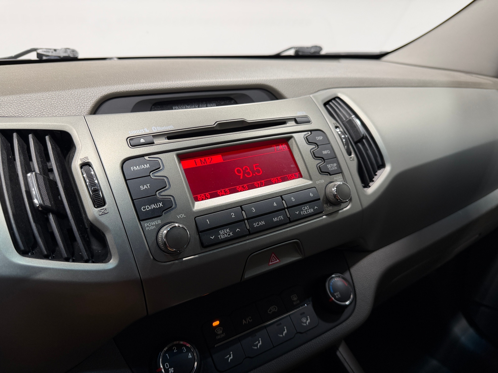 Thumbnail: 2013 Kia Sportage - 4