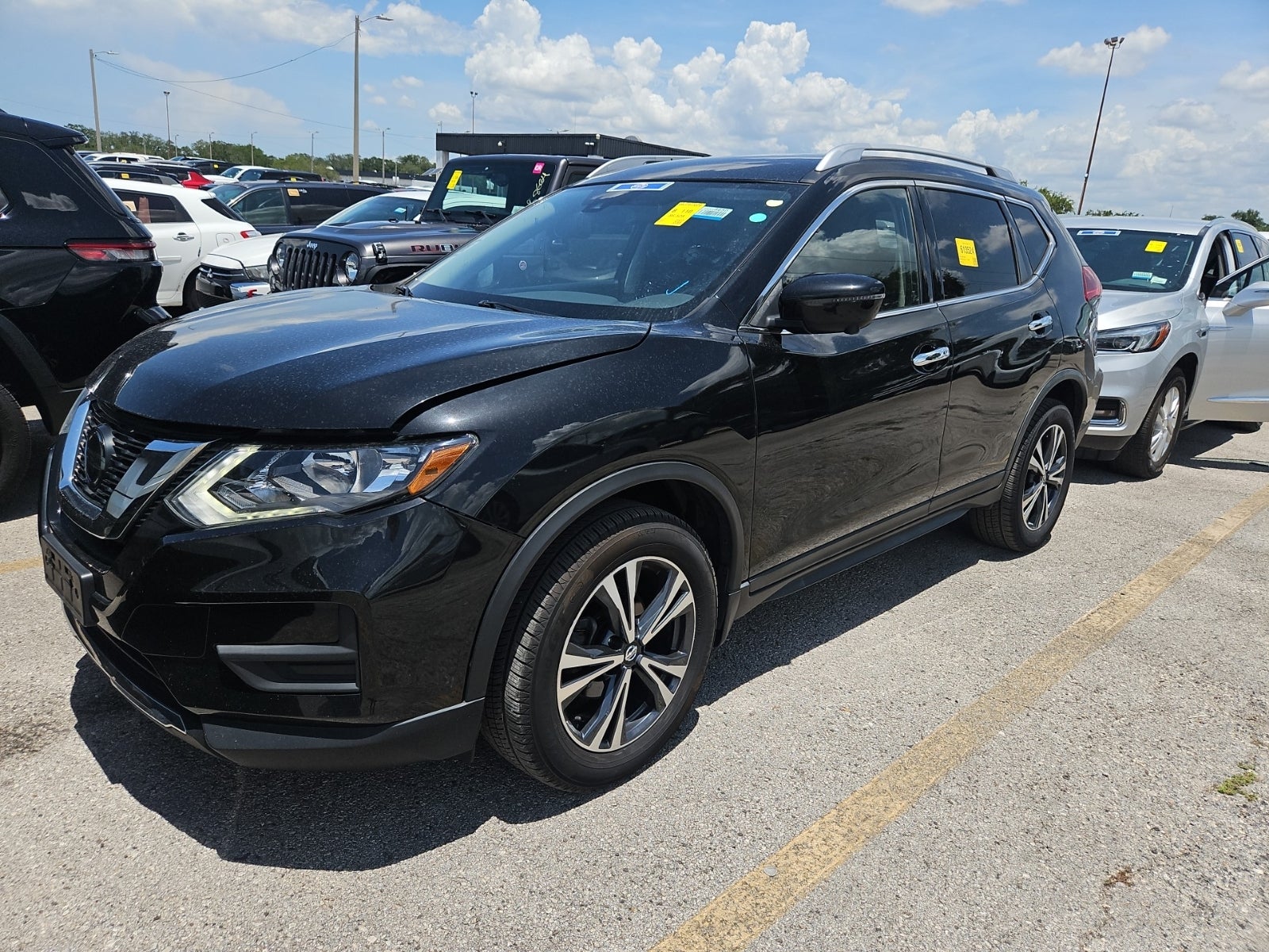2020 Nissan Rogue SV