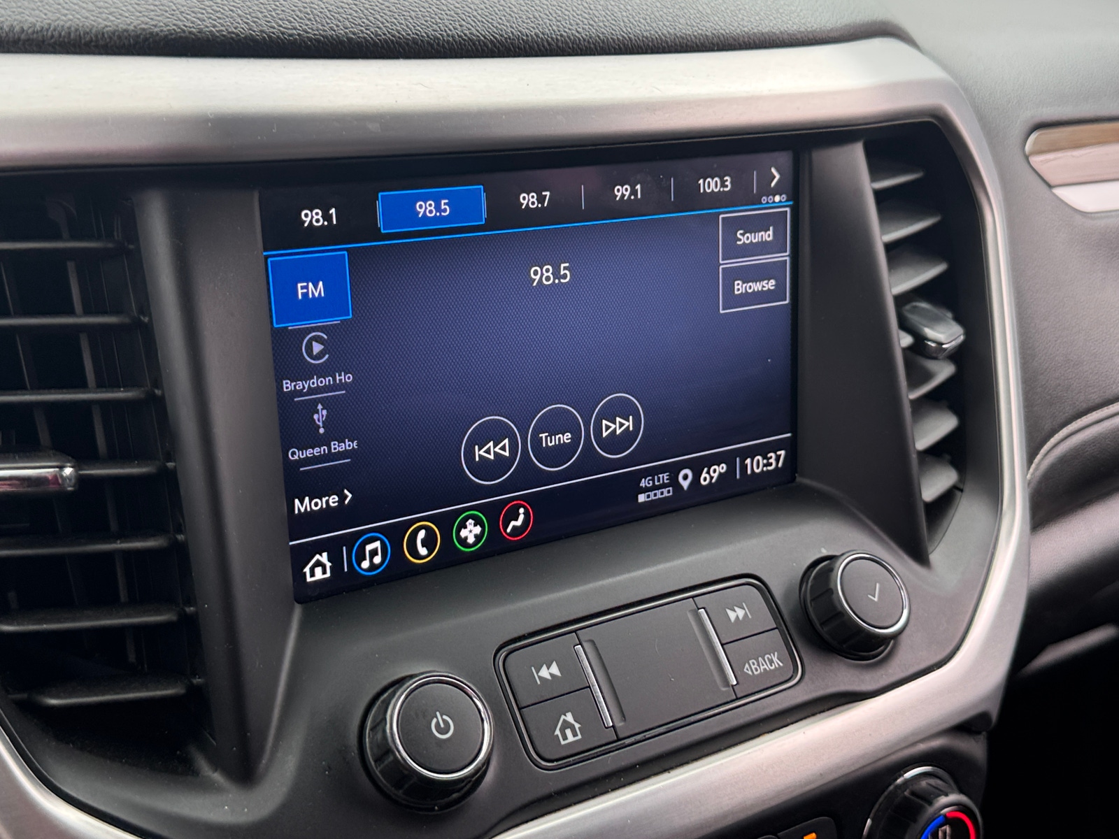 Thumbnail: 2021 GMC Acadia - 4