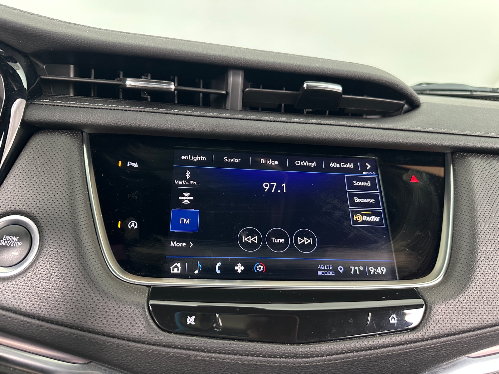 Thumbnail: 2024 Cadillac XT5 - 3