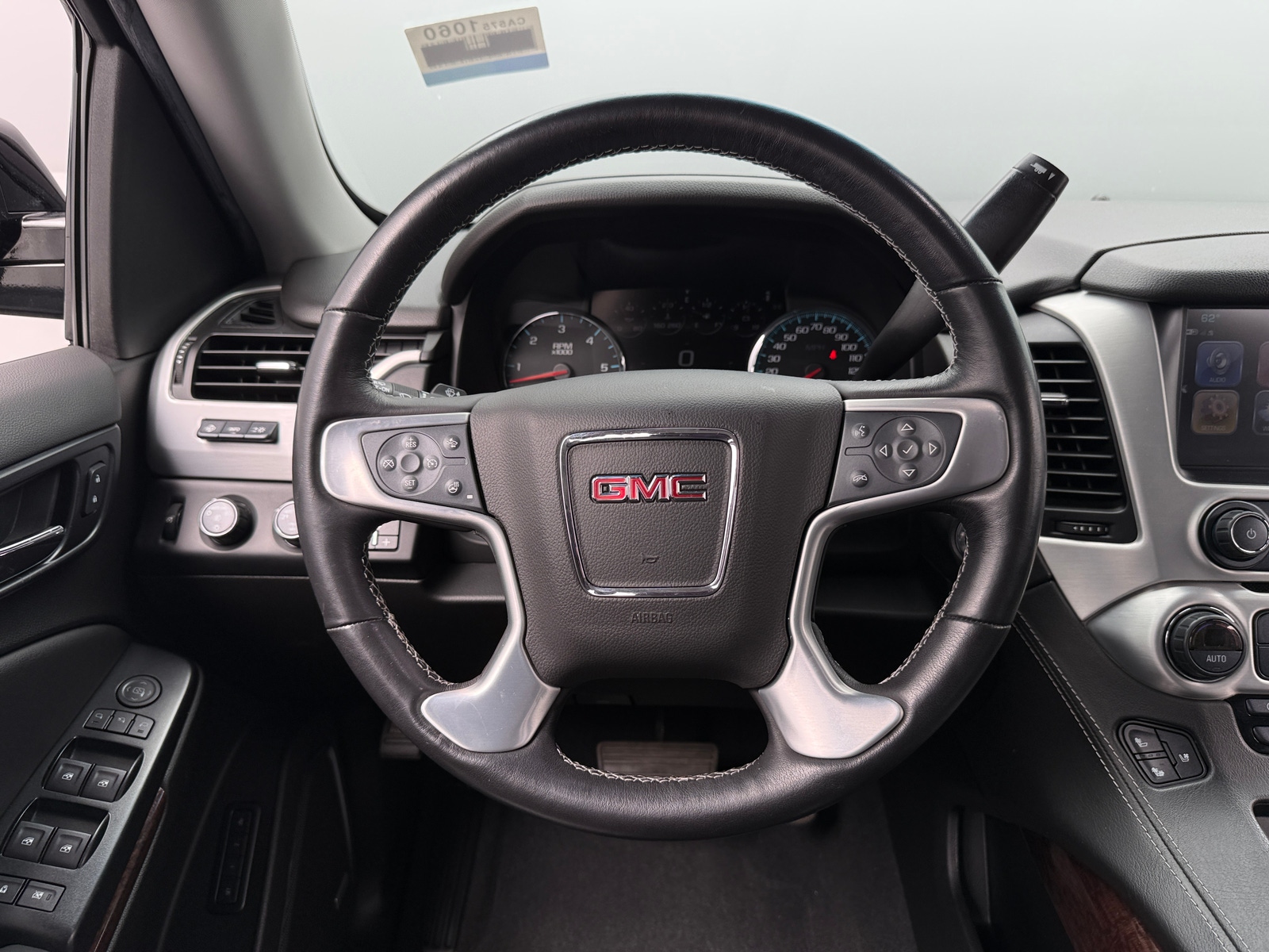 Thumbnail: 2019 GMC Yukon - 4