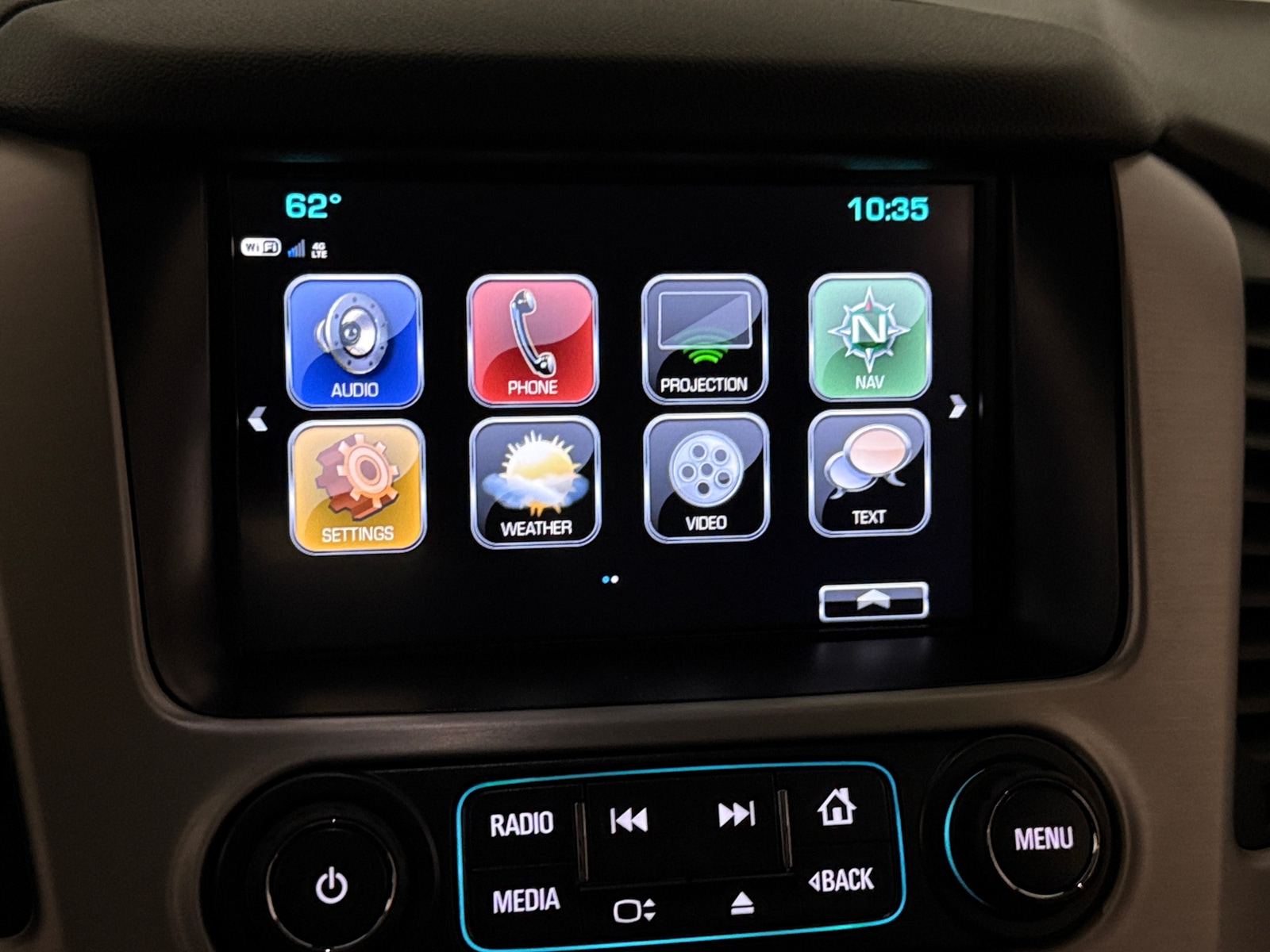 Thumbnail: 2019 GMC Yukon - 3