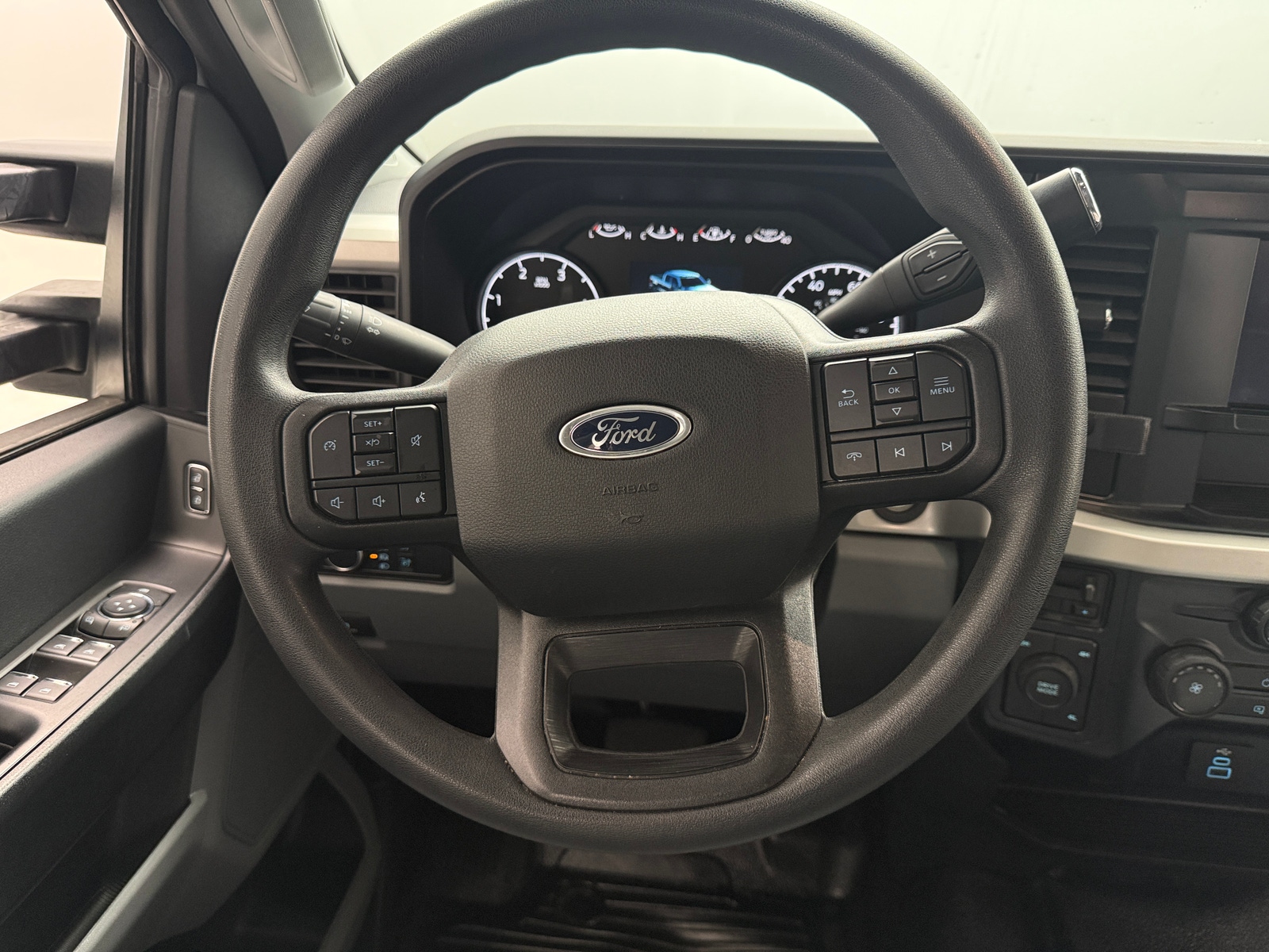 Thumbnail: 2026 Ford Econoline - 5