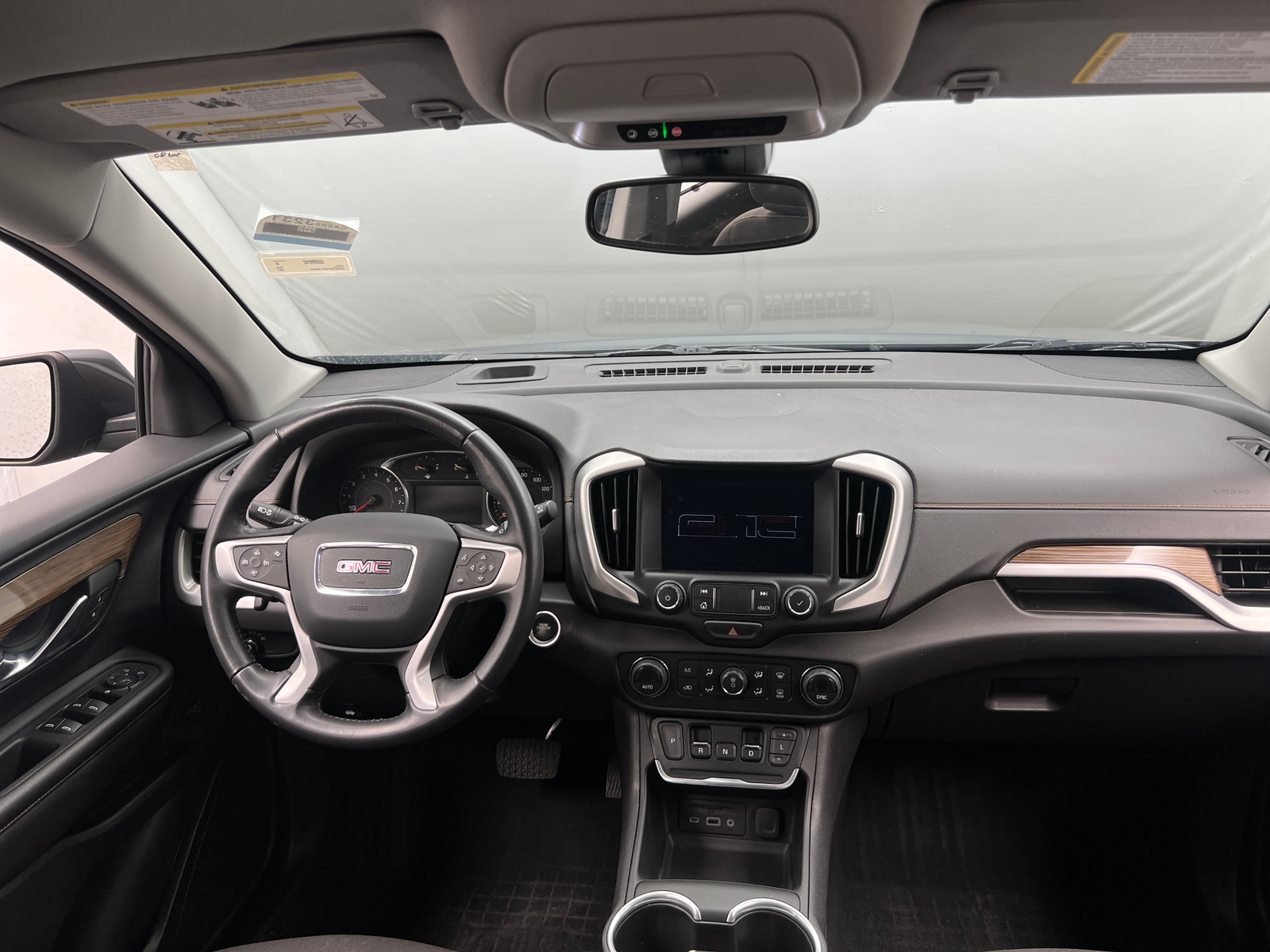 Thumbnail: 2021 GMC Terrain - 3