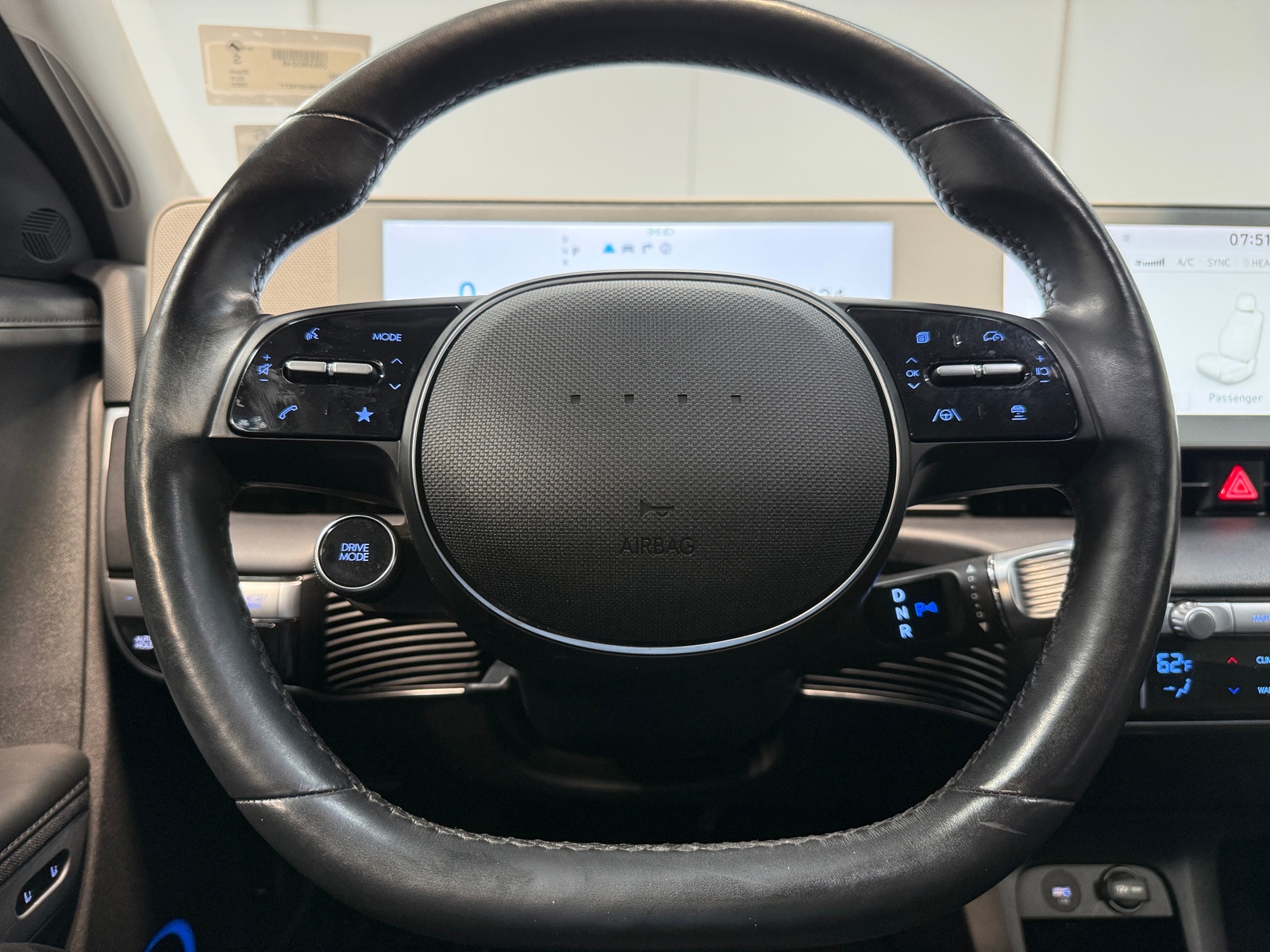 Thumbnail: 2022 Hyundai Ioniq 5 - 4