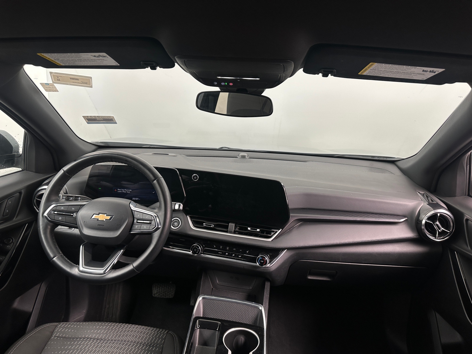 Thumbnail: 2025 Chevrolet Equinox - 3