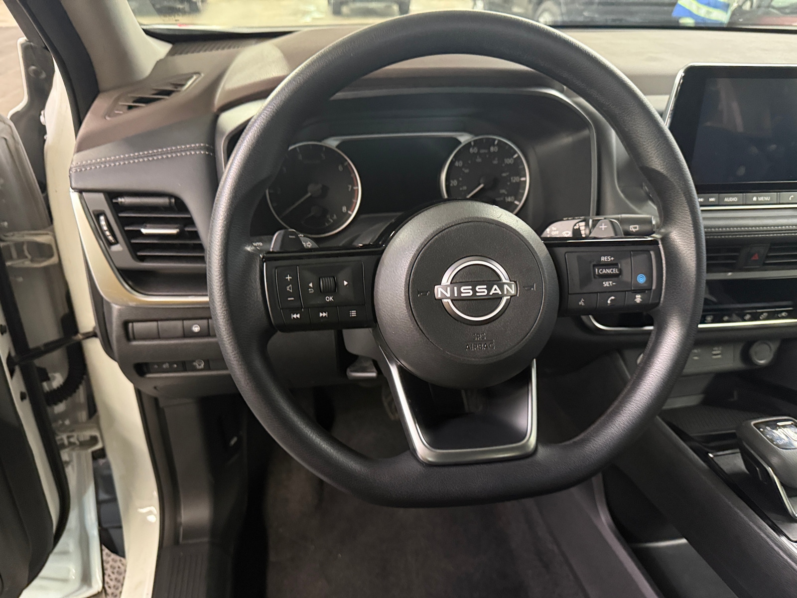 Thumbnail: 2023 Nissan Rogue - 5