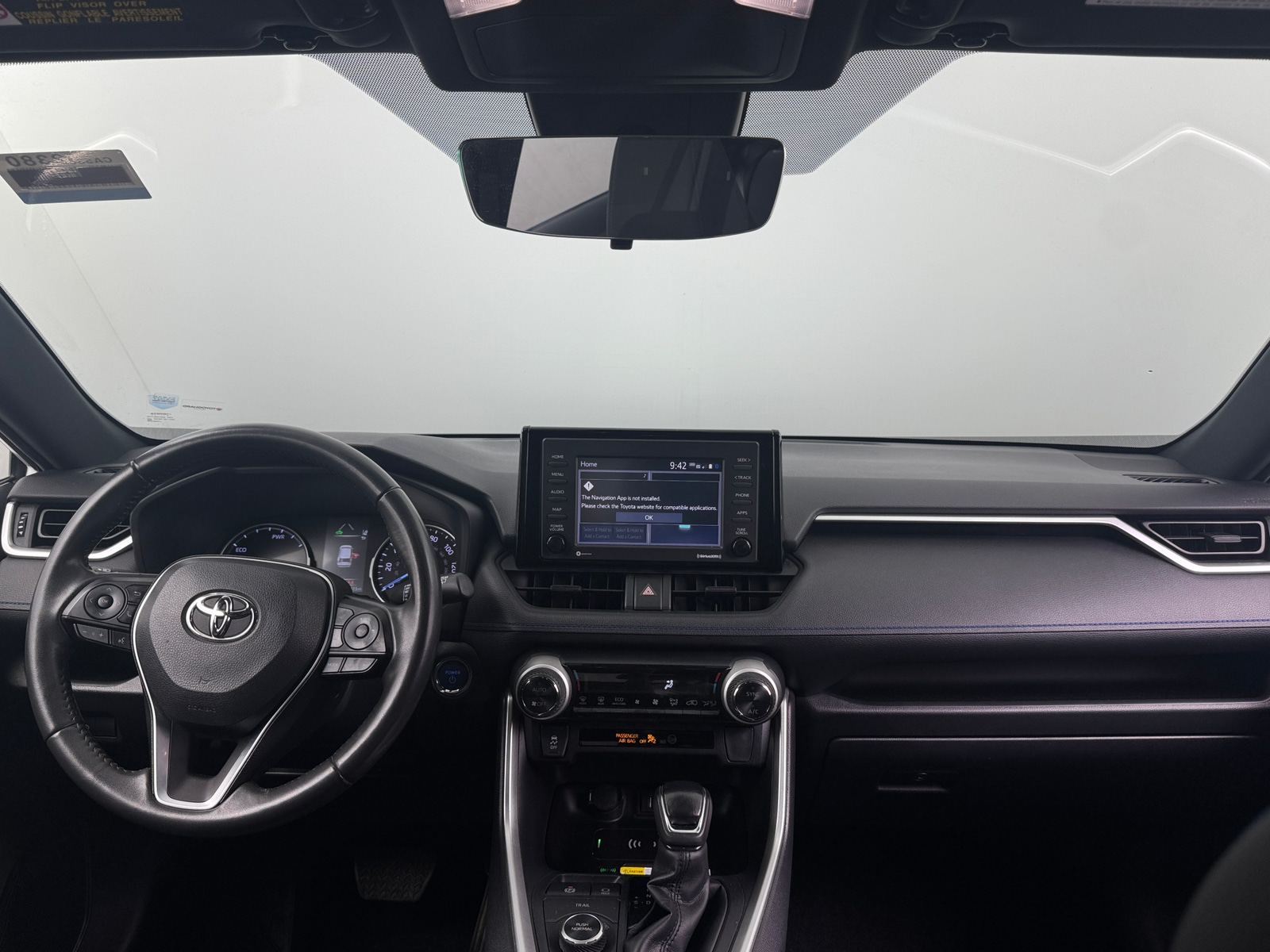 Thumbnail: 2022 Toyota RAV4 - 3