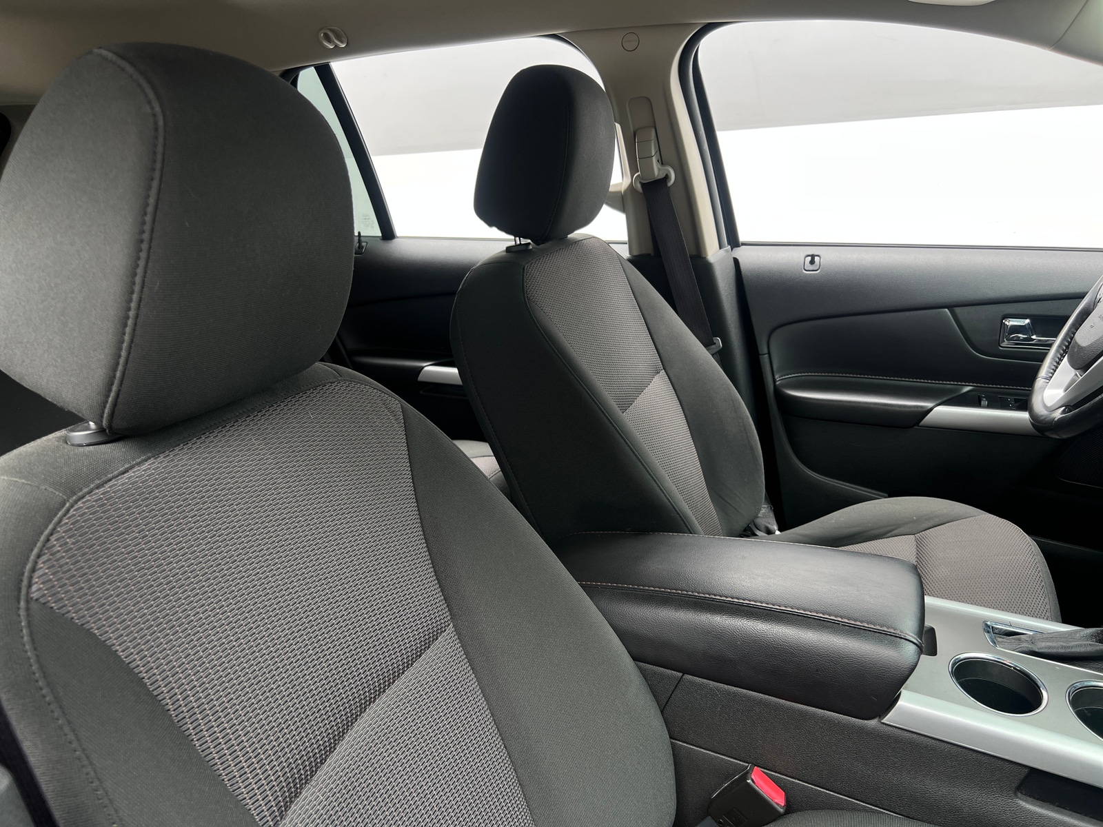 Thumbnail: 2013 Ford Edge - 2