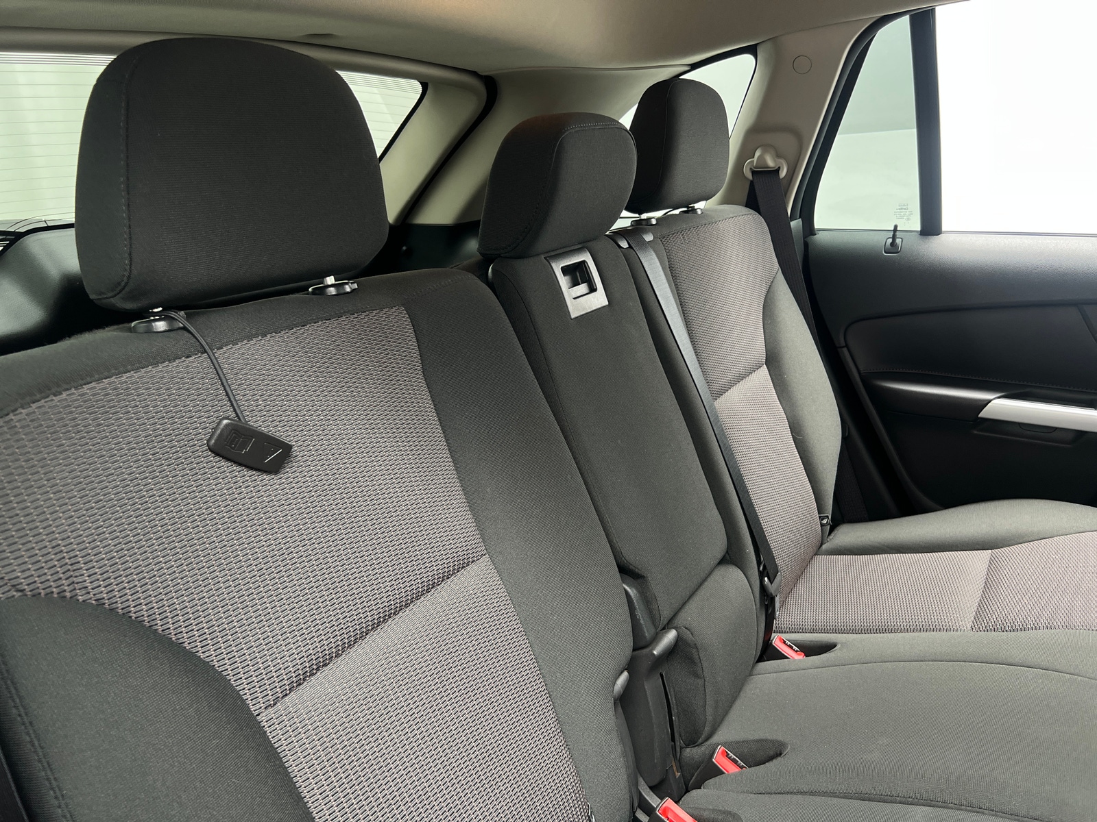 Thumbnail: 2013 Ford Edge - 6