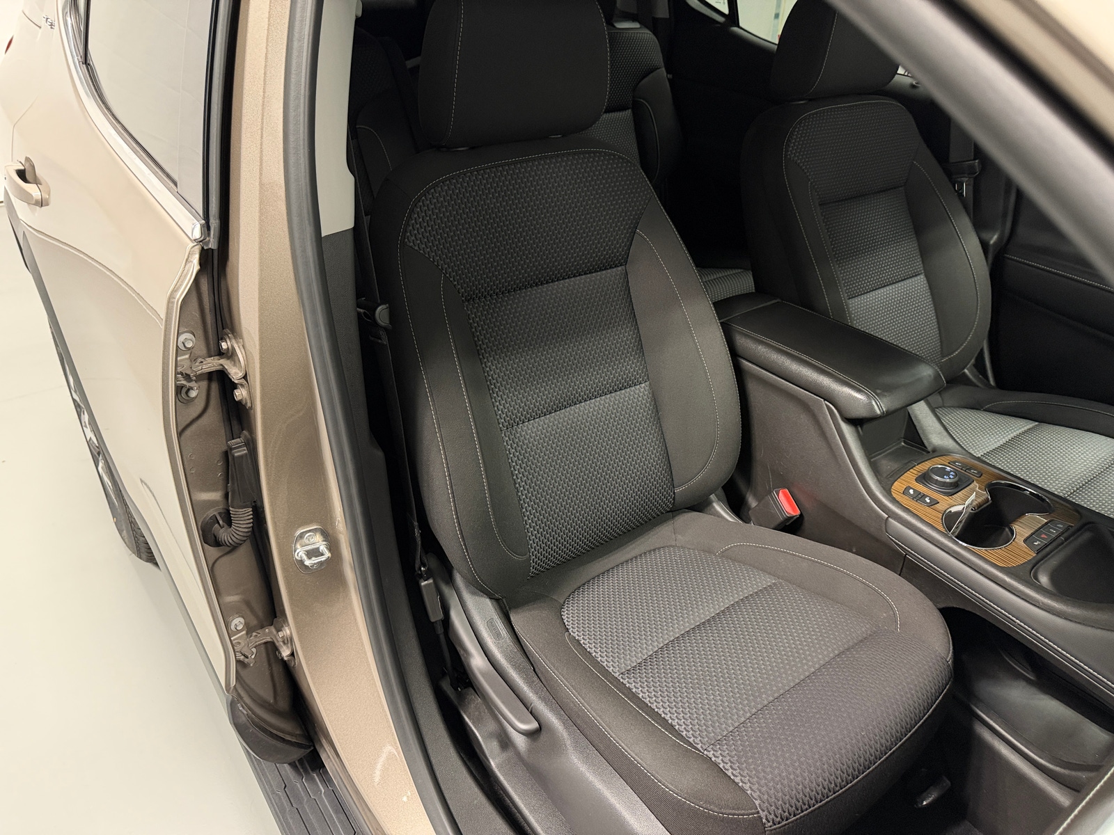 Thumbnail: 2023 GMC Acadia - 2