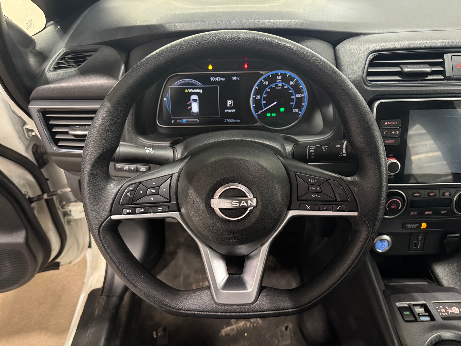 Thumbnail: 2023 Nissan Leaf - 5