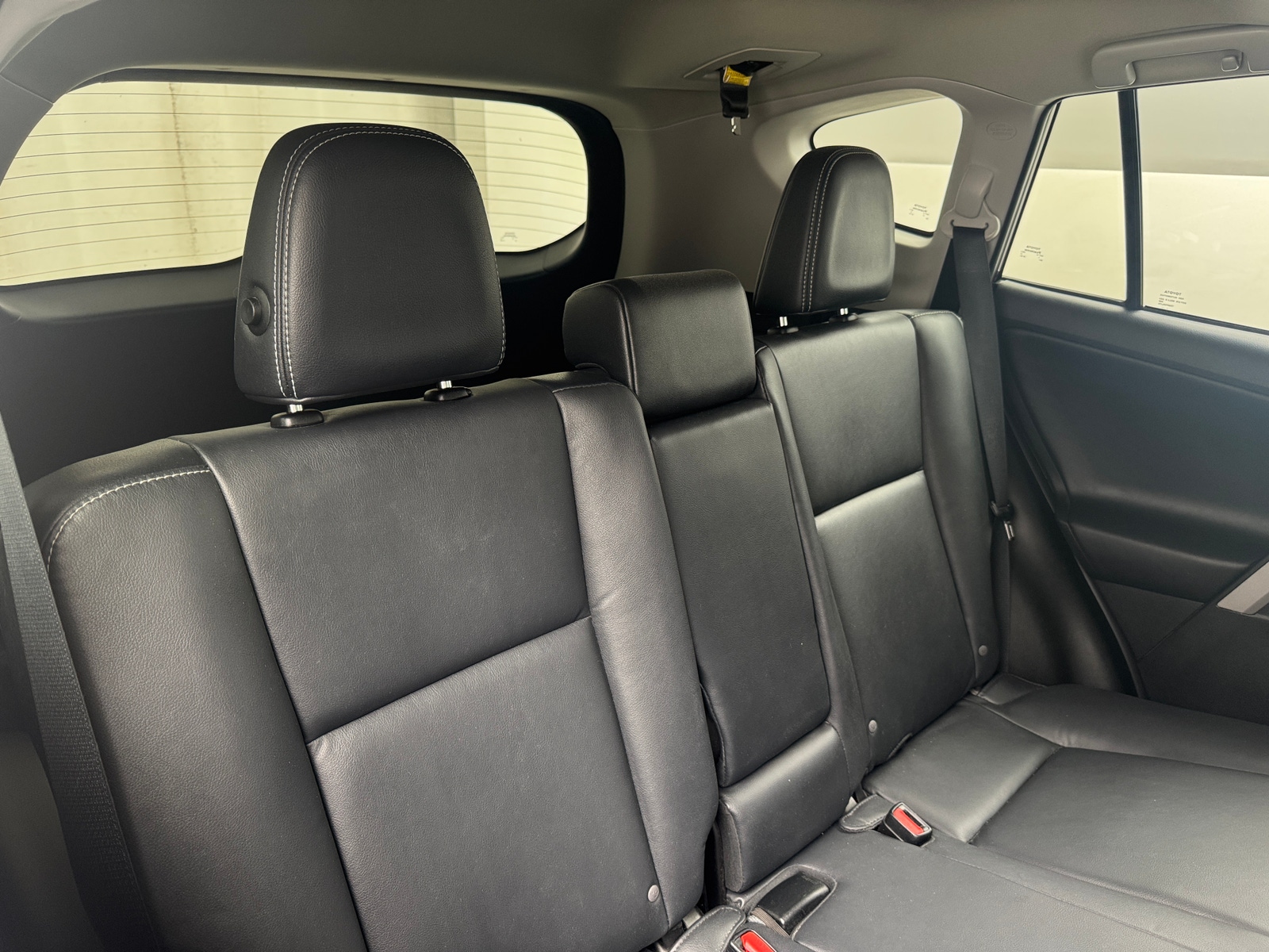 Thumbnail: 2016 Toyota RAV4 - 5