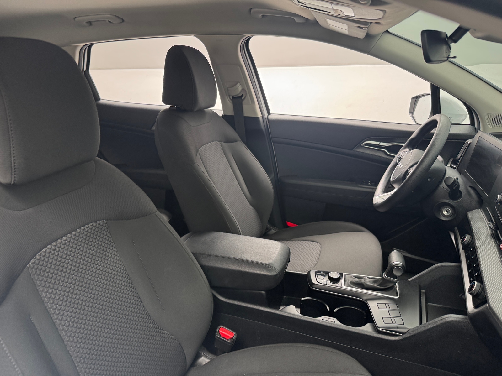 Thumbnail: 2025 Kia Sportage - 2