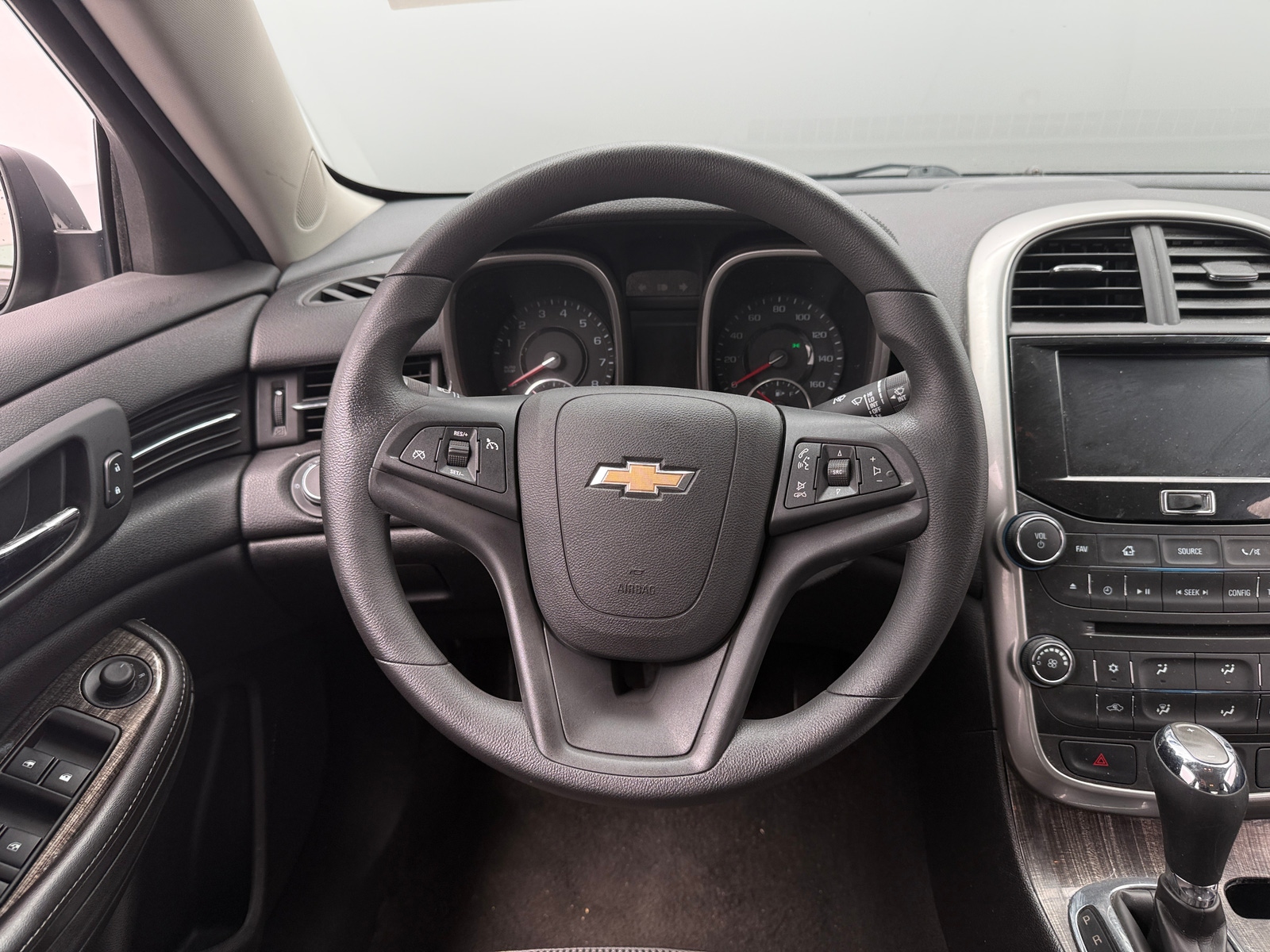 Thumbnail: 2015 Chevrolet Malibu - 5