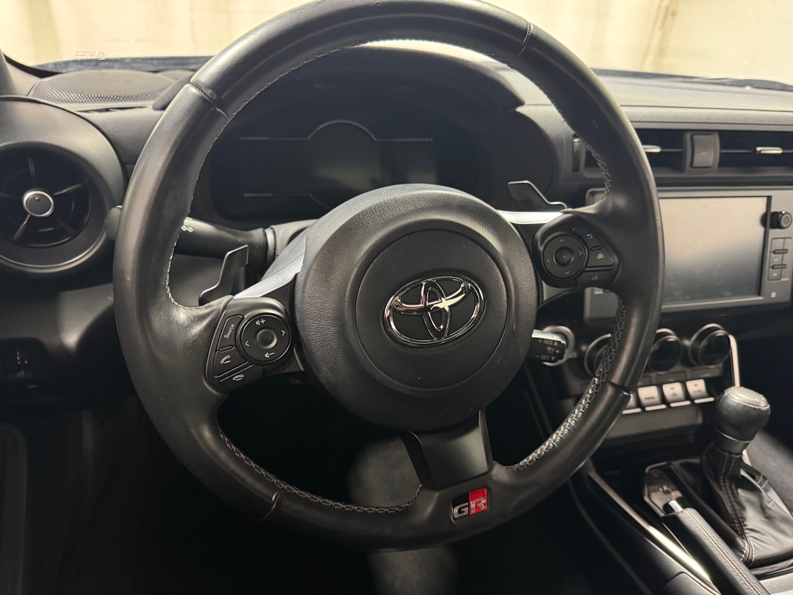 Thumbnail: 2023 Toyota GR86 - 3