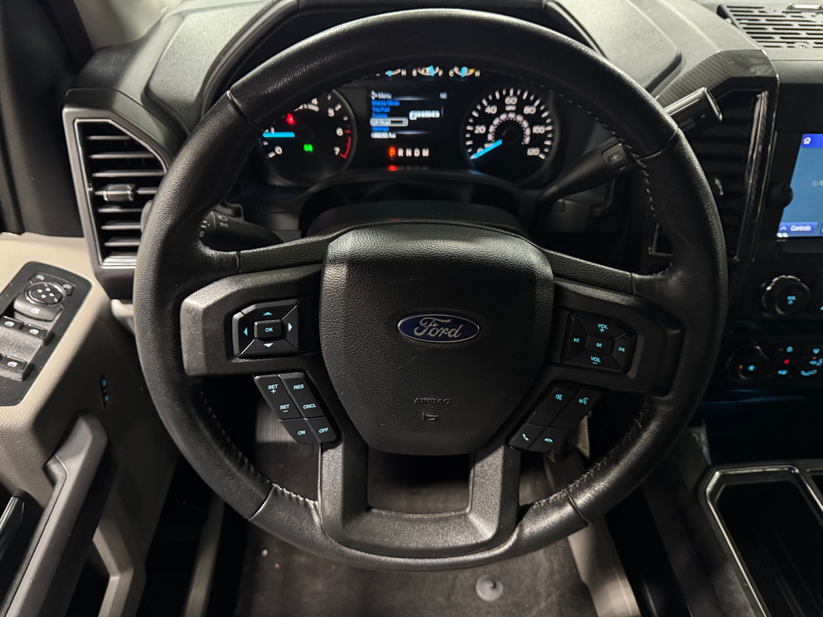 Thumbnail: 2020 Ford Econoline - 5