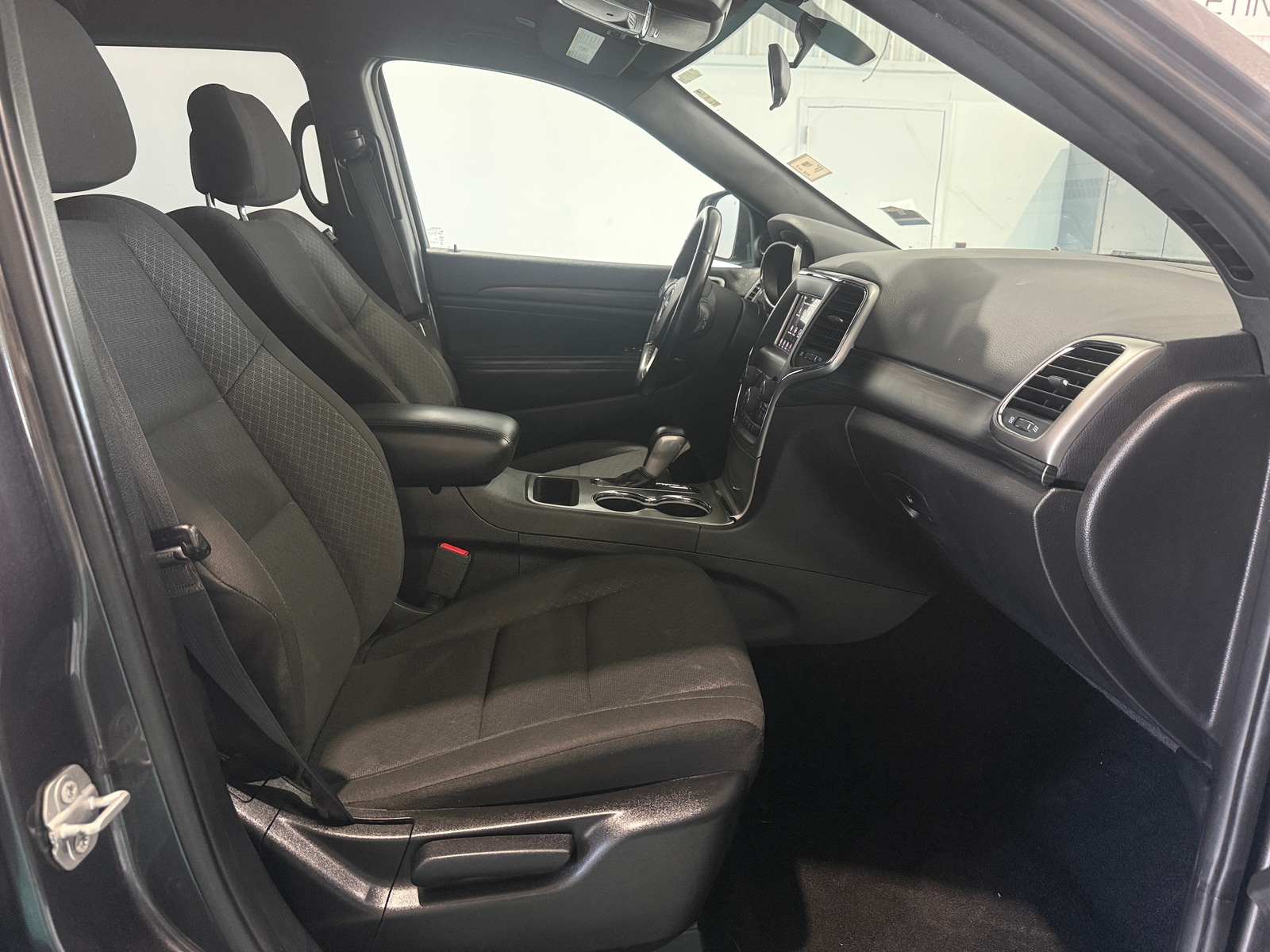 Thumbnail: 2020 Jeep Grand Cherokee - 2