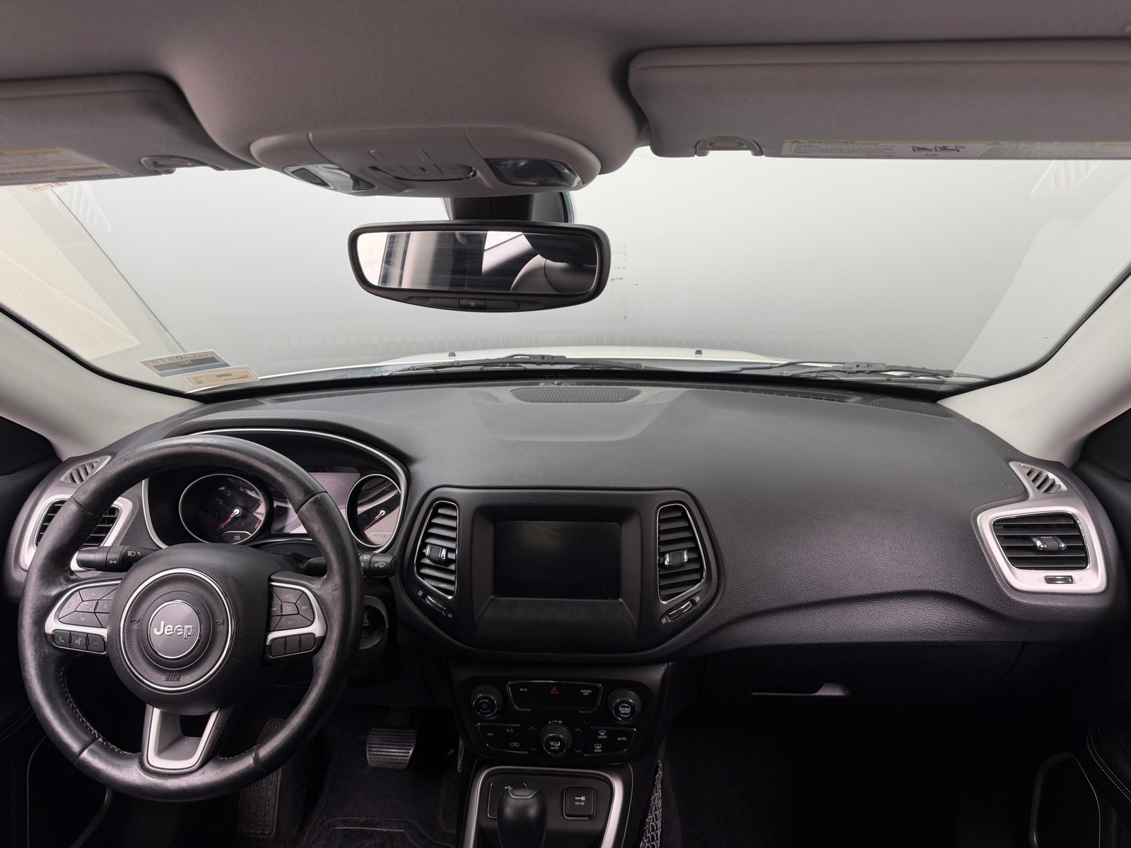 Thumbnail: 2018 Jeep Compass - 3
