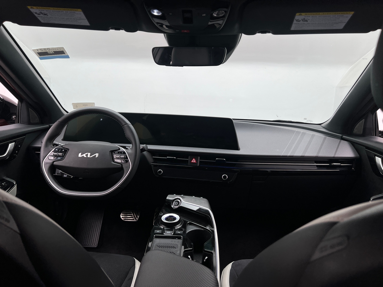 Thumbnail: 2023 Kia EV6 - 3
