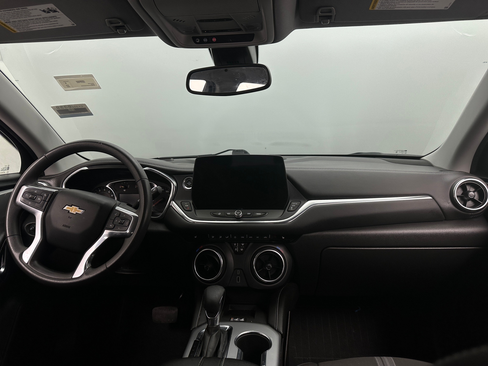 Thumbnail: 2023 Chevrolet Blazer - 3