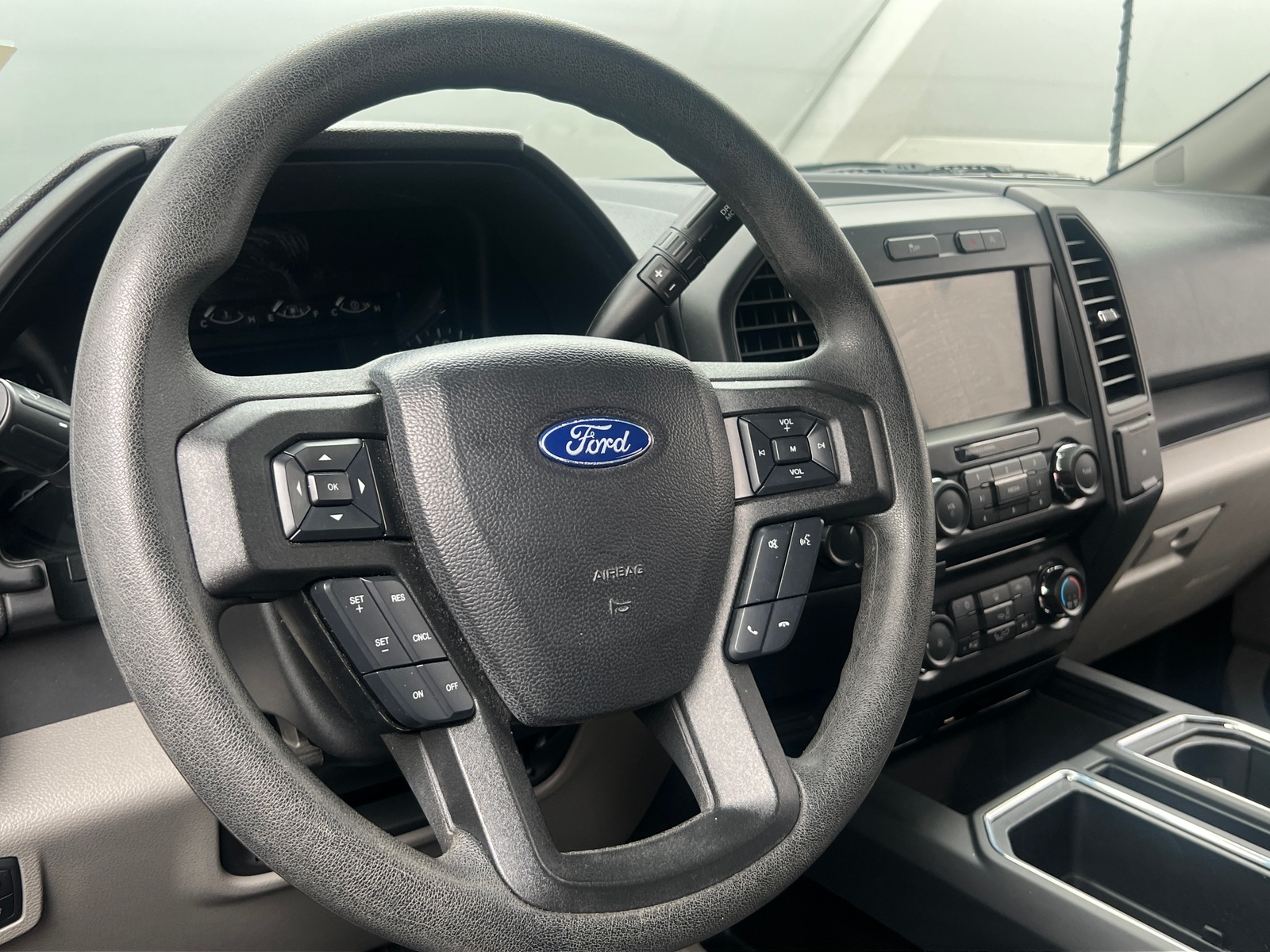 Thumbnail: 2018 Ford Econoline - 5