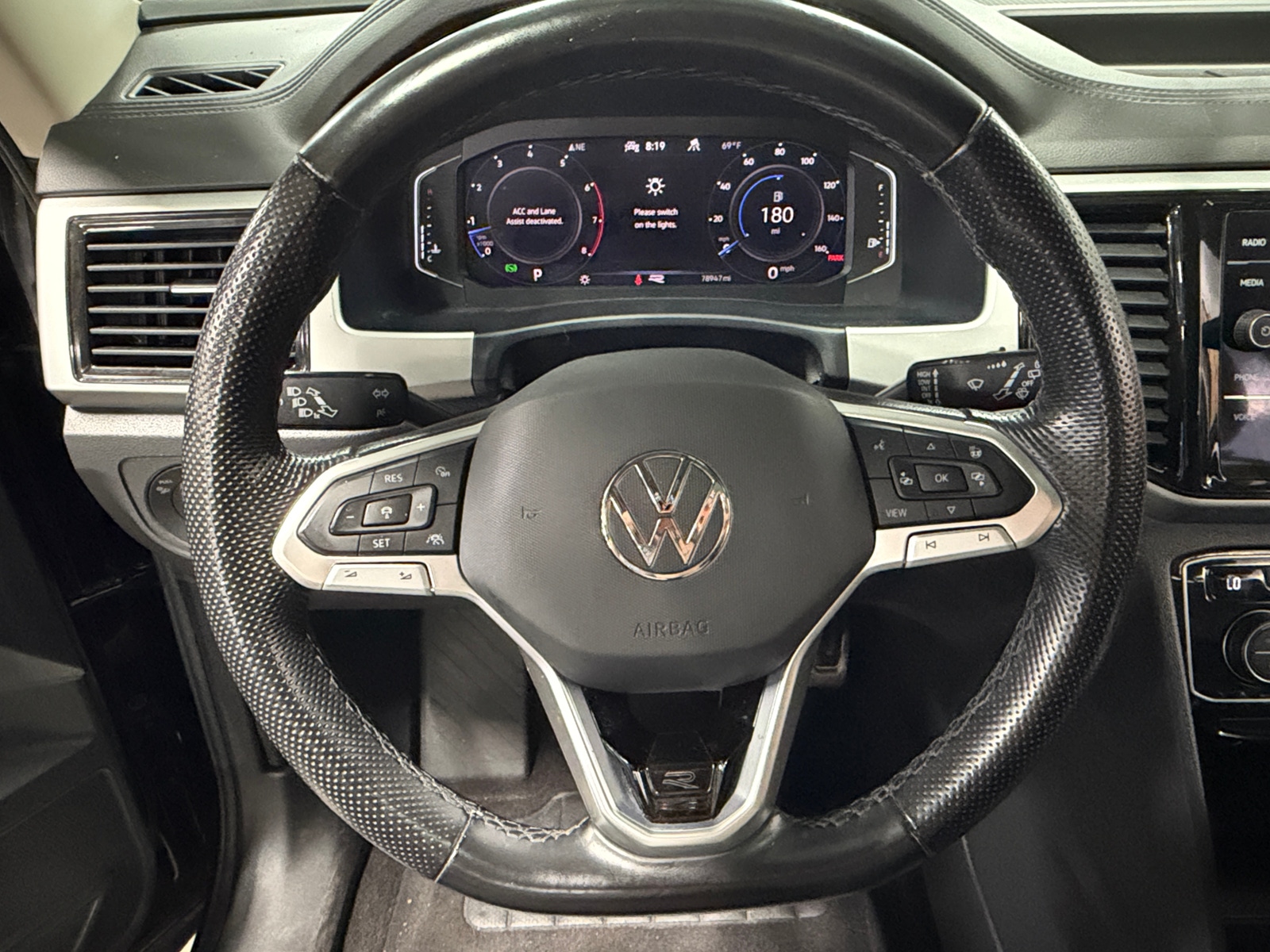 Thumbnail: 2023 Volkswagen Atlas - 4