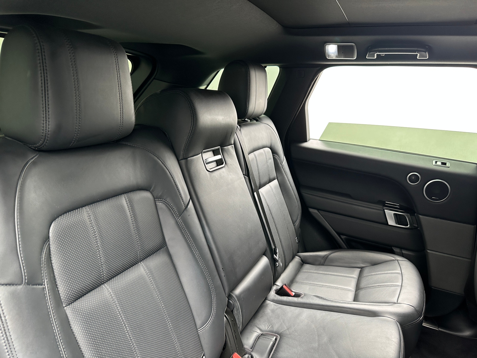 Thumbnail: 2020 Land Rover Range Rover Sport - 6