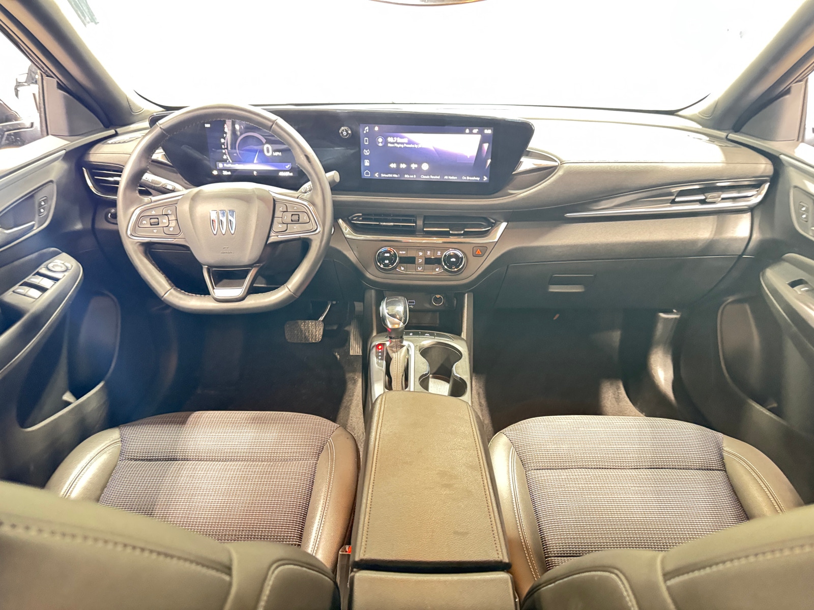 Thumbnail: 2024 Buick Envista - 2