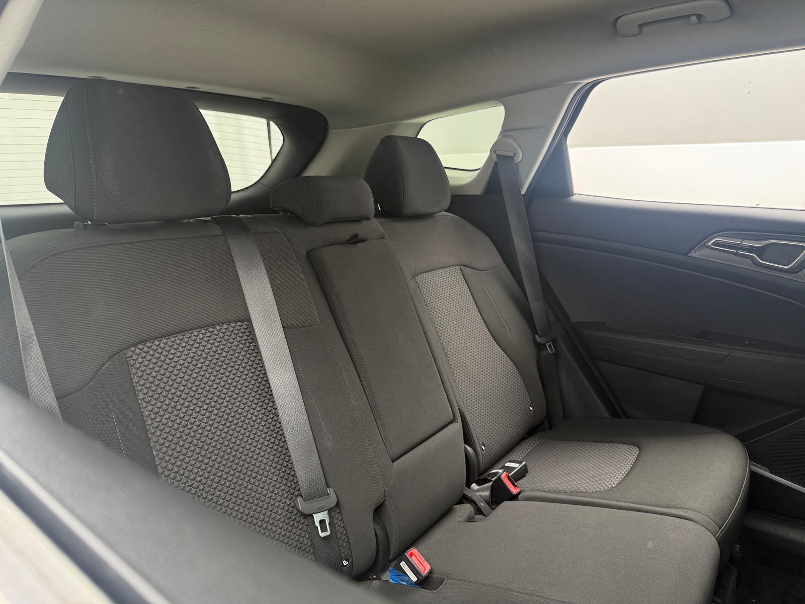 Thumbnail: 2023 Kia Sportage - 6