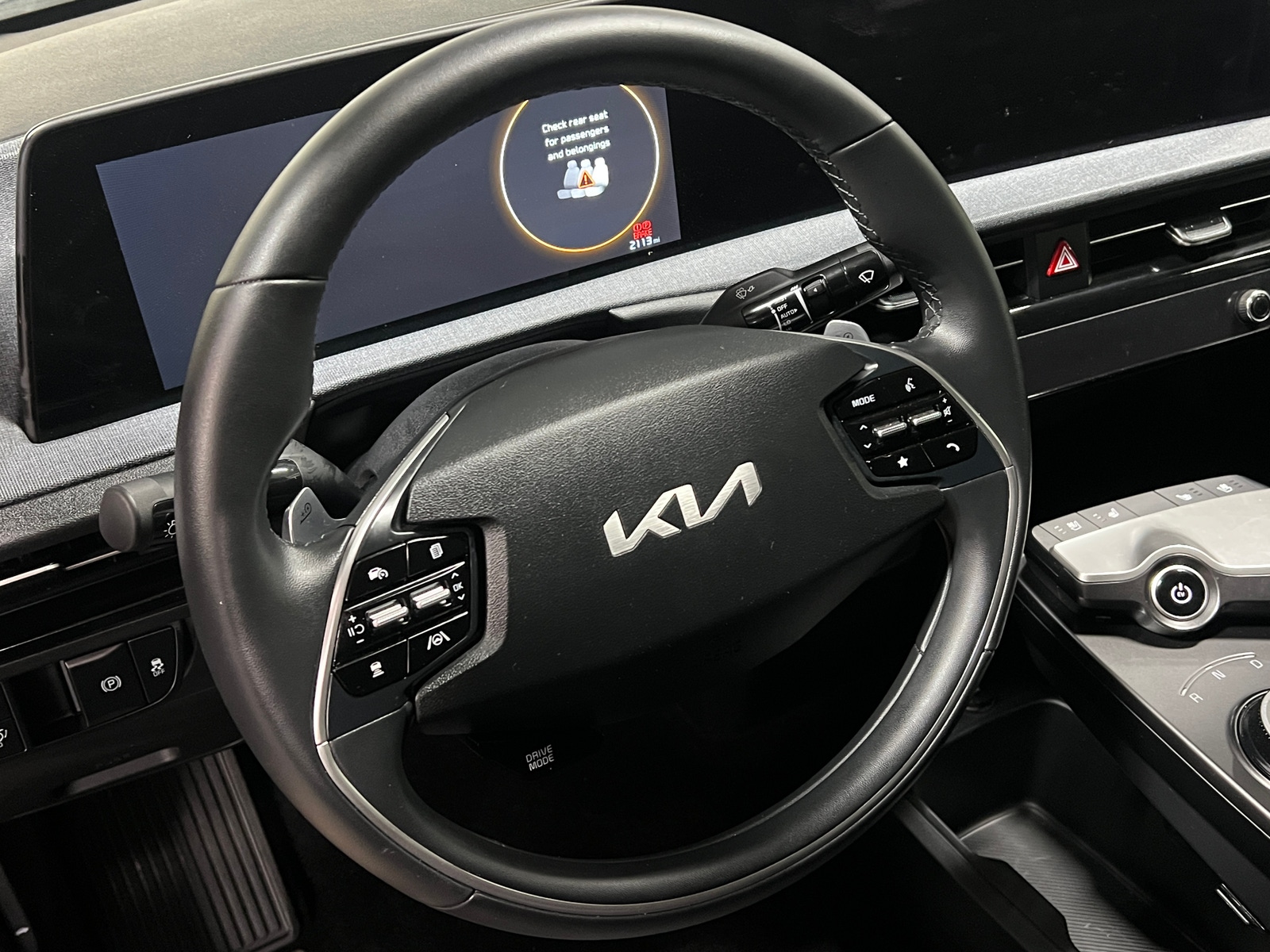 Thumbnail: 2023 Kia EV6 - 4