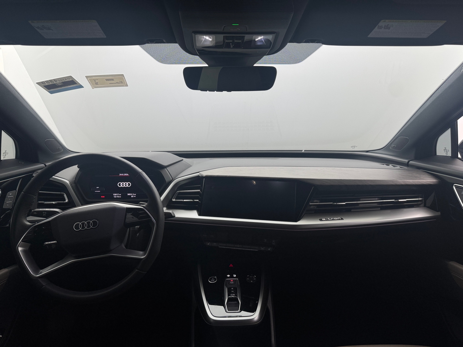 Thumbnail: 2025 Audi Q4 e-tron - 2