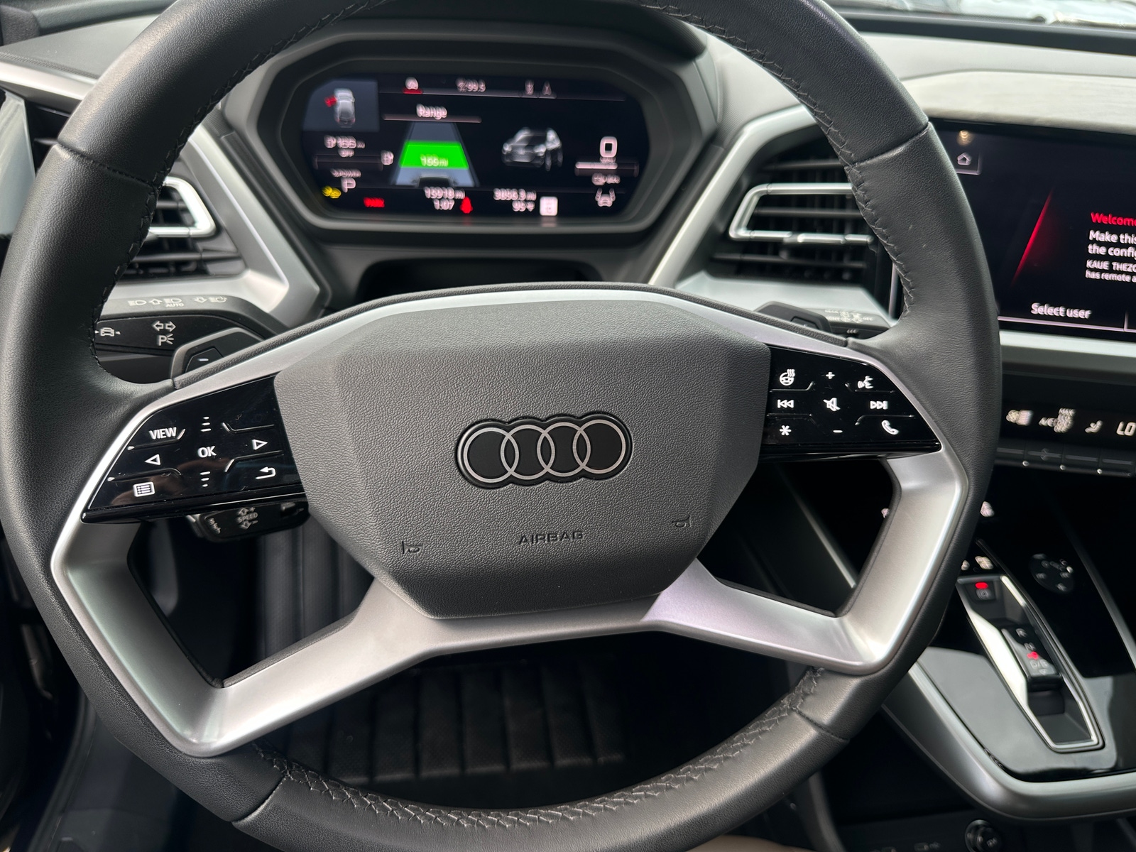 Thumbnail: 2025 Audi Q4 e-tron - 4