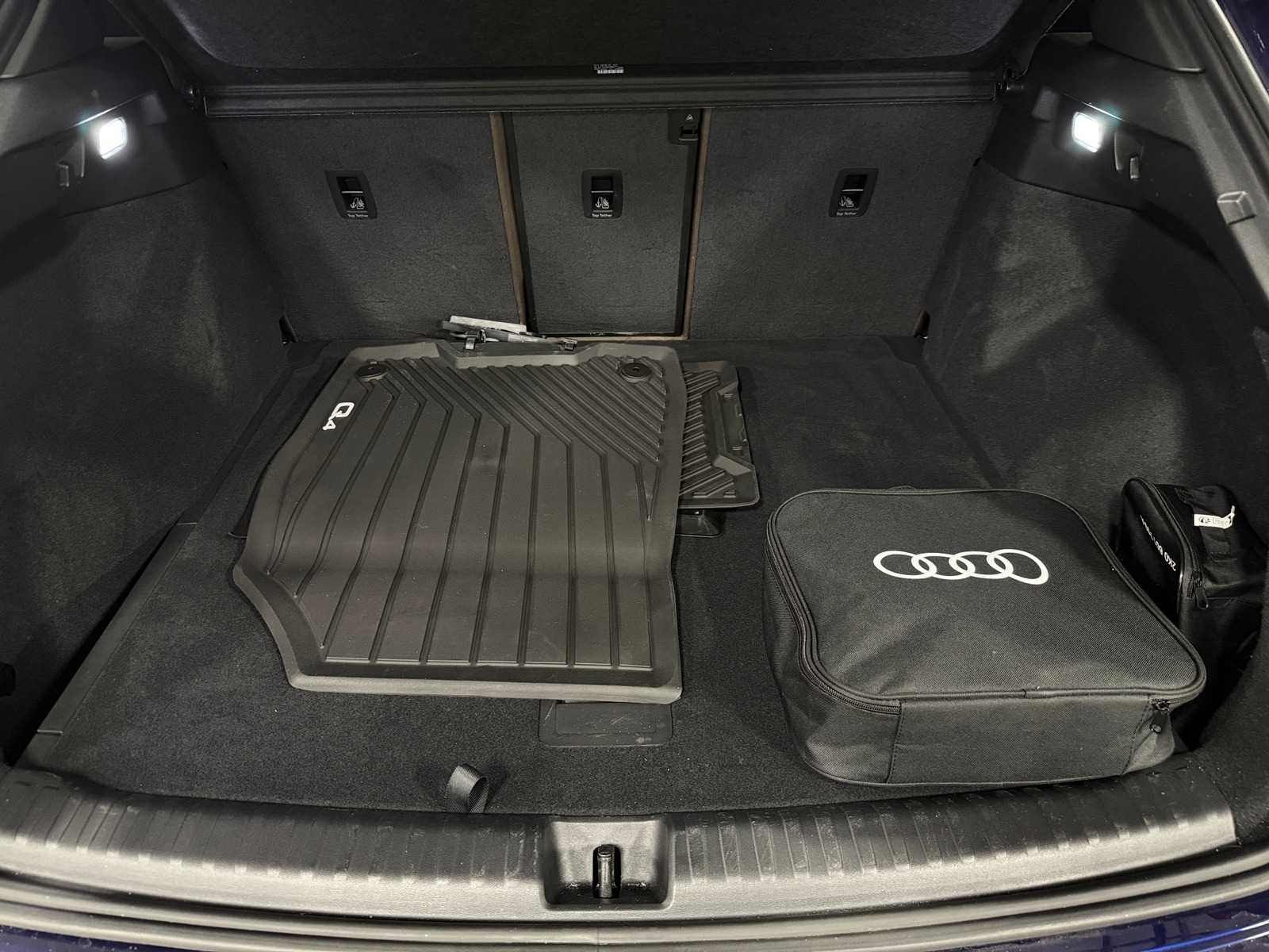 Thumbnail: 2025 Audi Q4 e-tron - 6