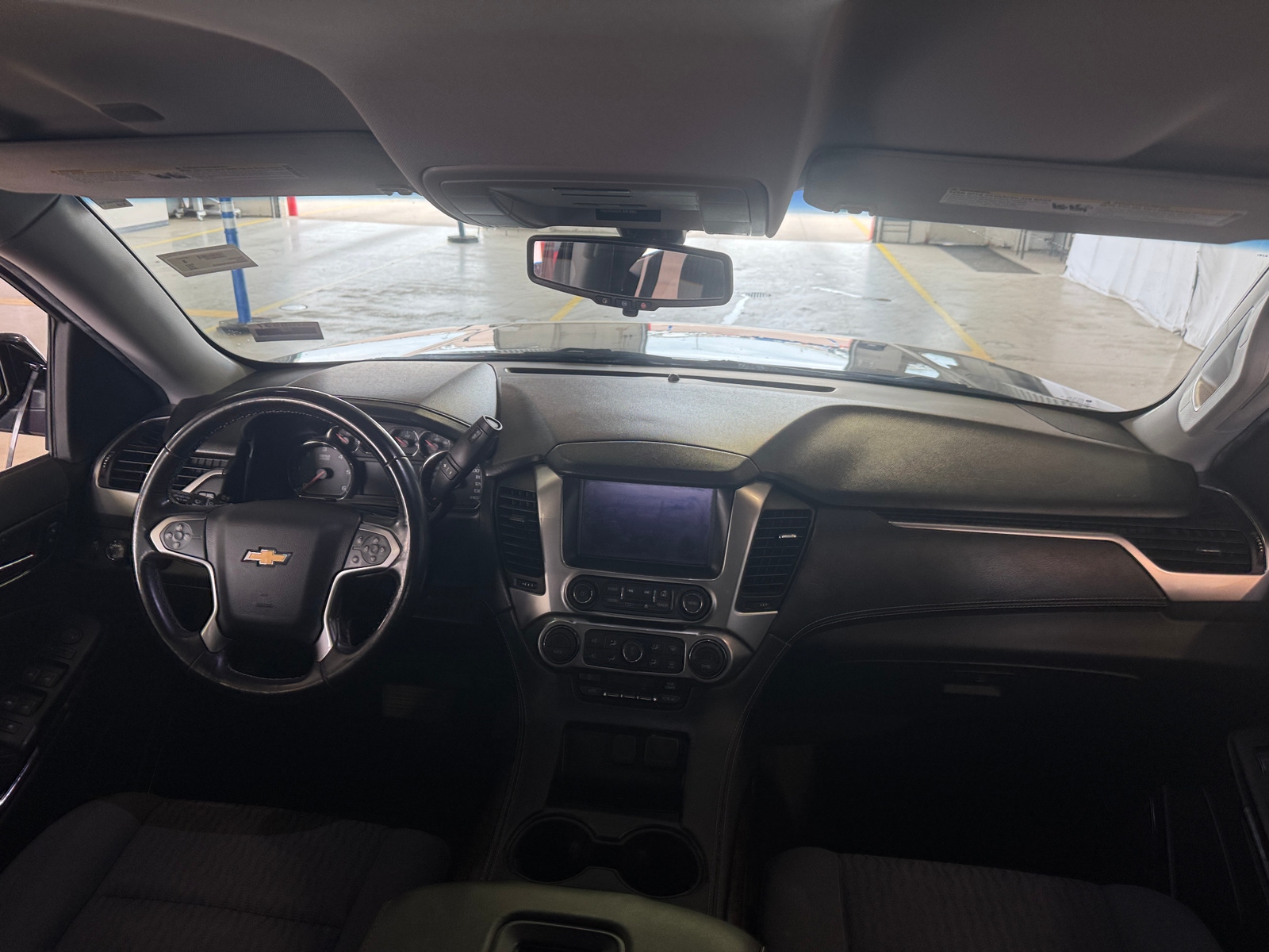 Thumbnail: 2019 Chevrolet Tahoe - 3