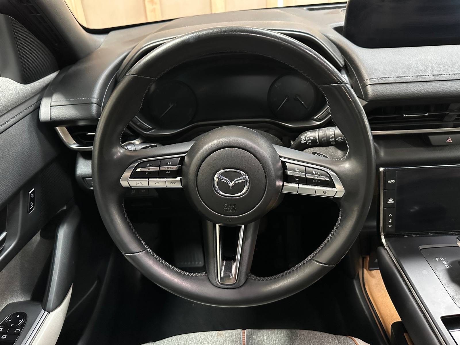 Thumbnail: 2022 Mazda MX-30 - 5
