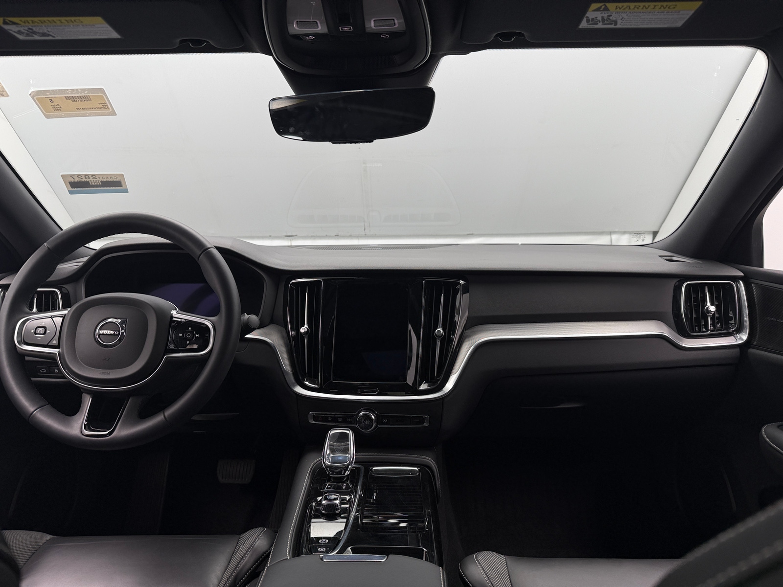 Thumbnail: 2024 Volvo S60 - 3